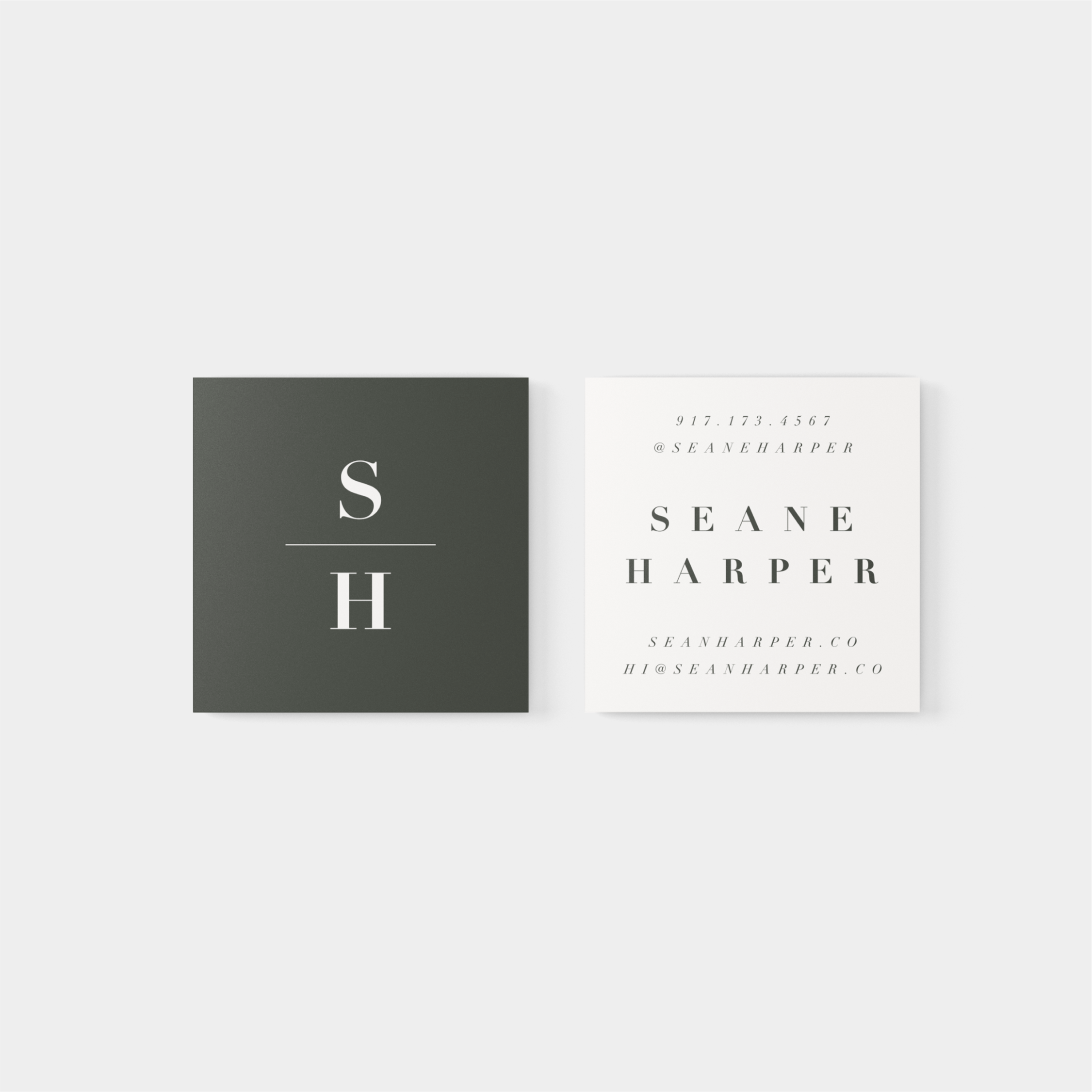 showcase_design_products_id_studio_monogram-64.png