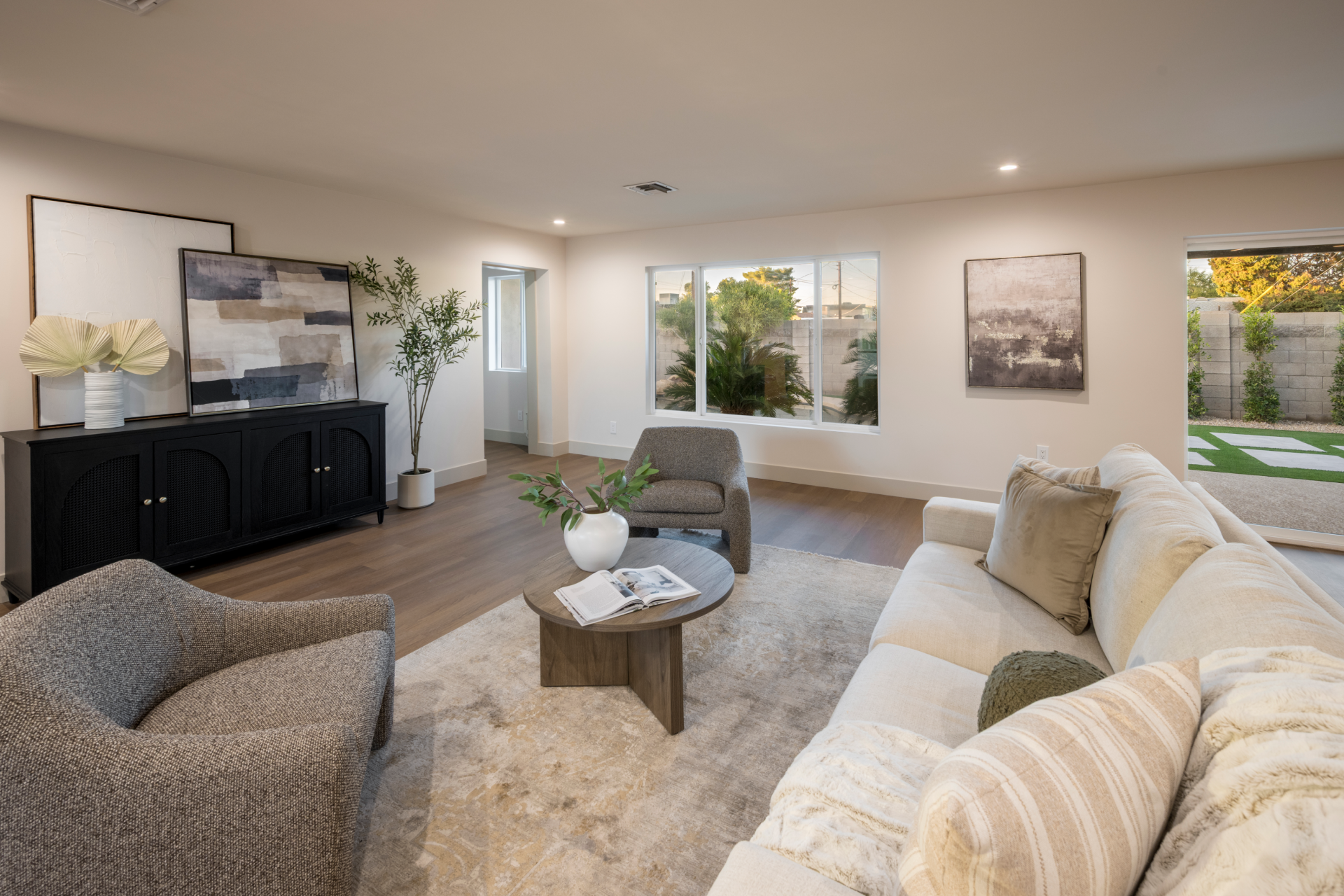 8408 E Rancho Vista Drive - Scottsdale - Arizona - AFTER Living Space