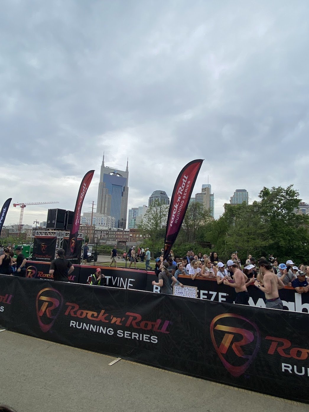 SNA Rock 'n Roll Marathon Watch Party