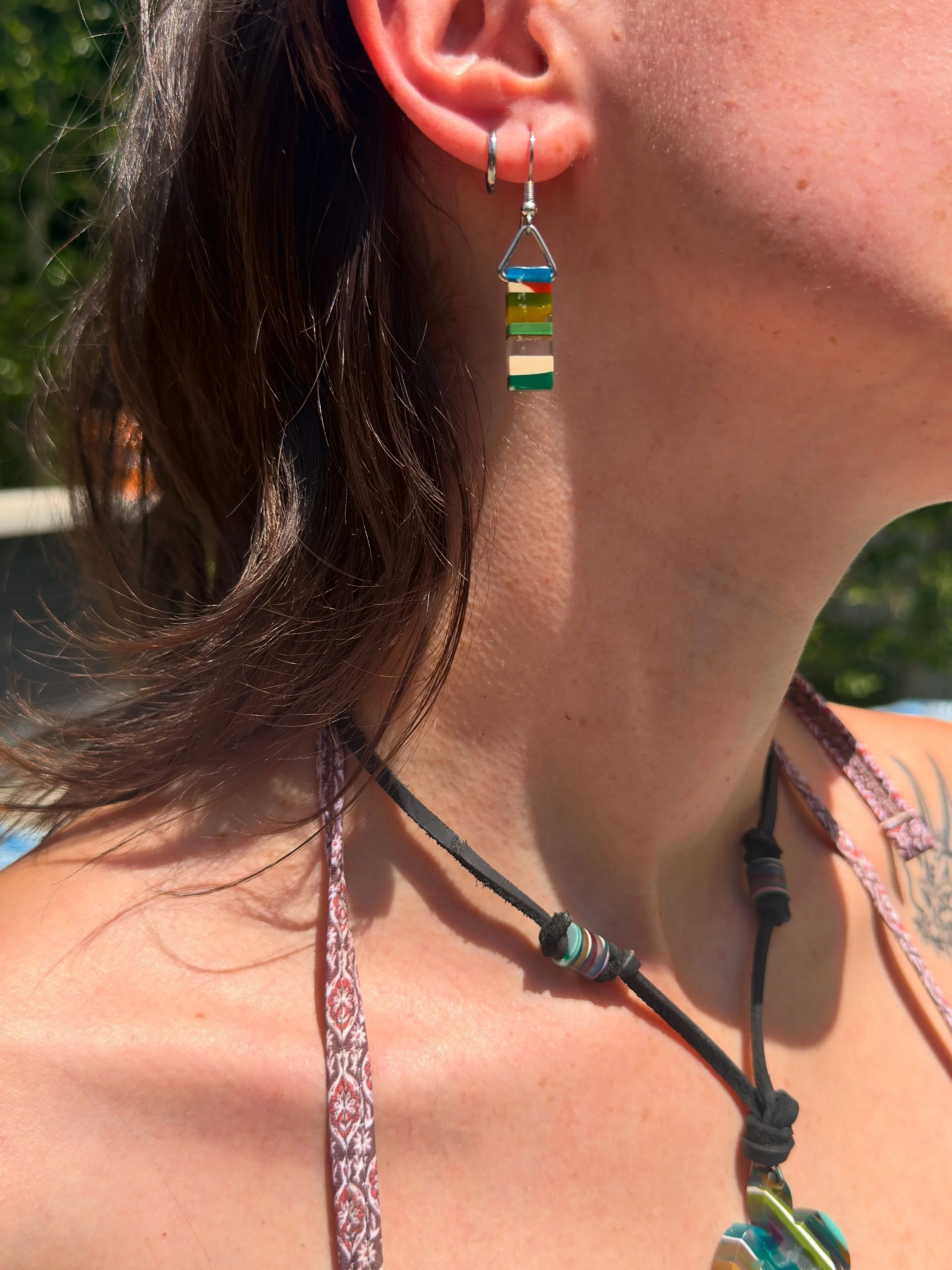 Some beautiful new pieces of Surfite jewelry! Come by this weekend @themusemarkets Los Gatos and @scmmakersmarket Downtown Santa Cruz to grab yourself a pair!
#surfitejewelry #surfite #jewelry #handmade #santacruz