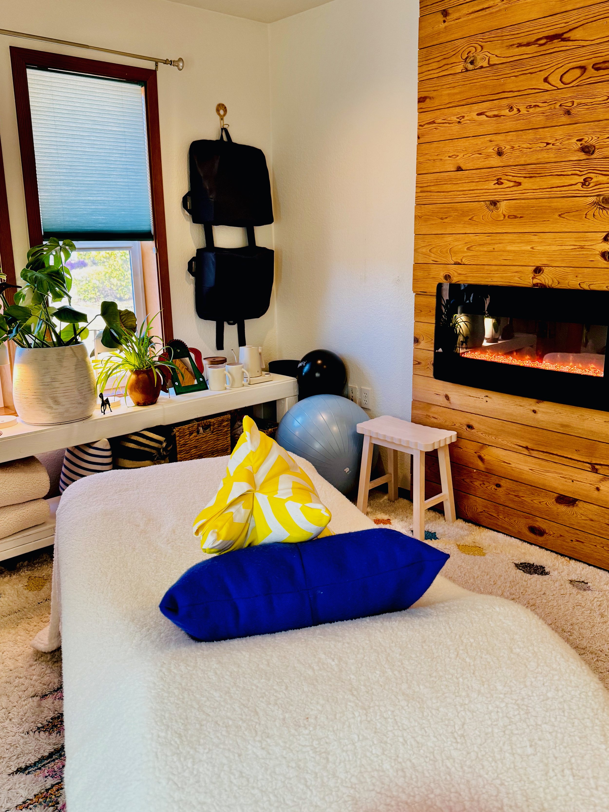 The nervous system can relax in a peaceful space, healing chronic pain.