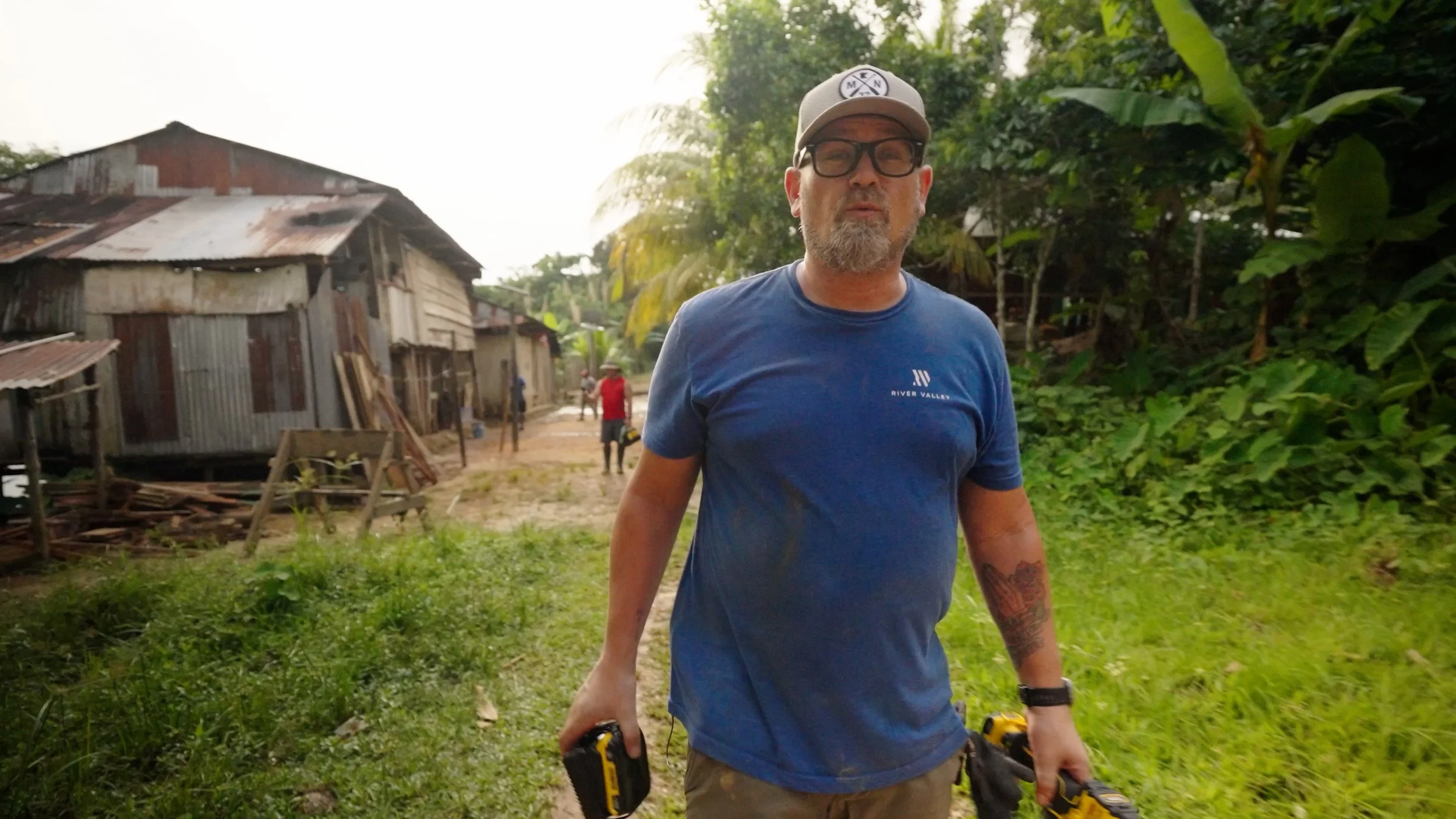 Building a Church in the Amazon_52.jpg