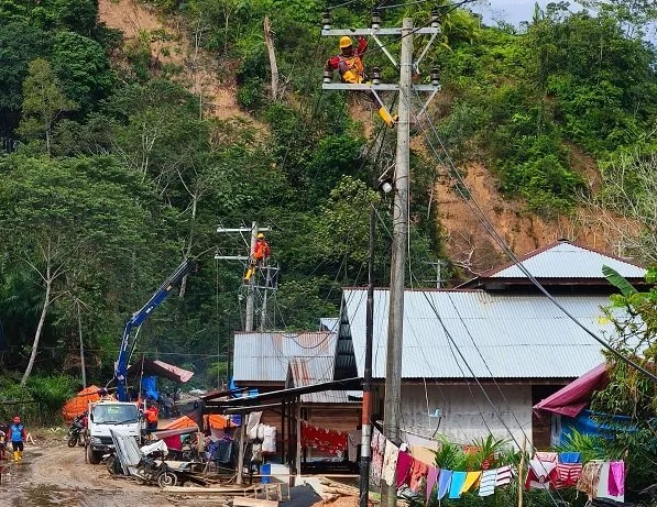 Electricity Restored Across Aceh Weeks After Devastating Floods