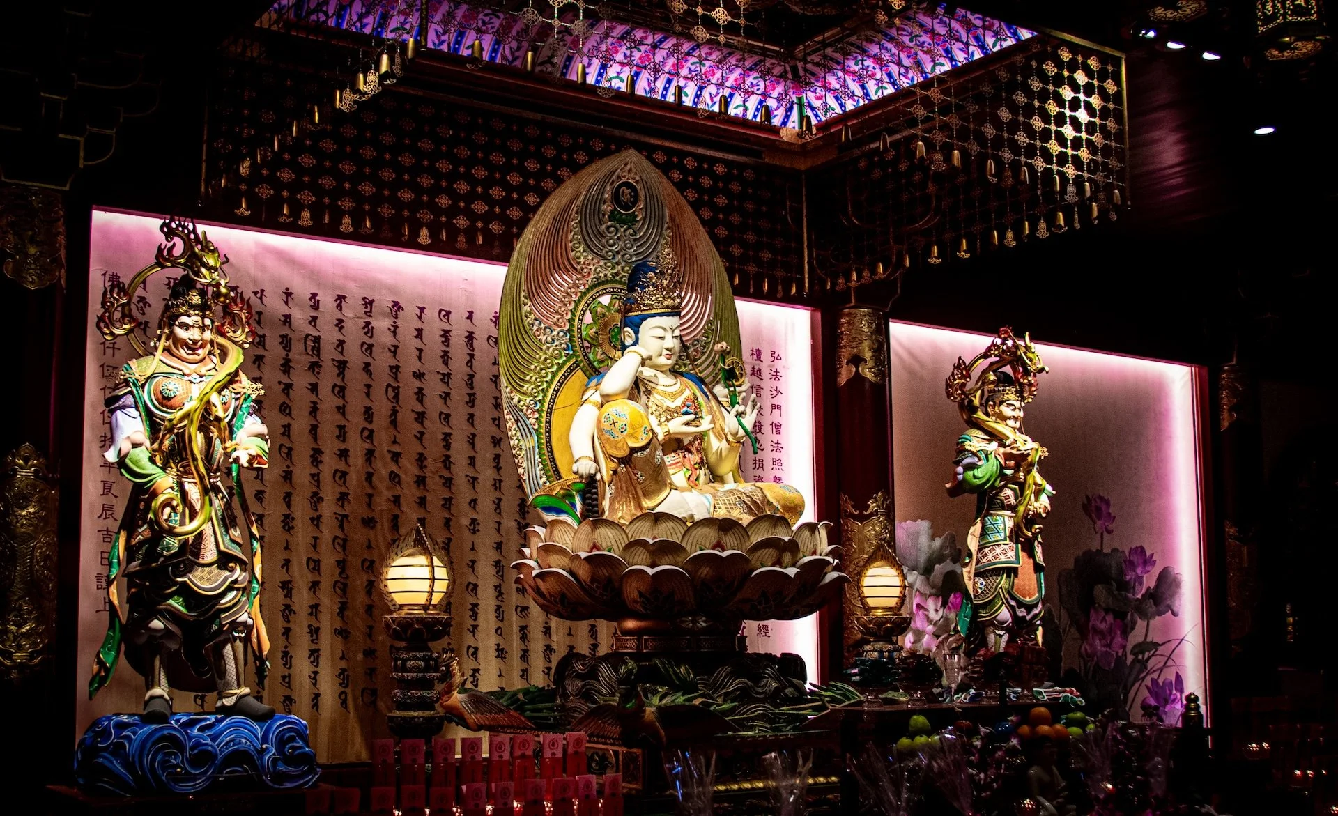 Buddha Tooth Relic Temple in Singapore