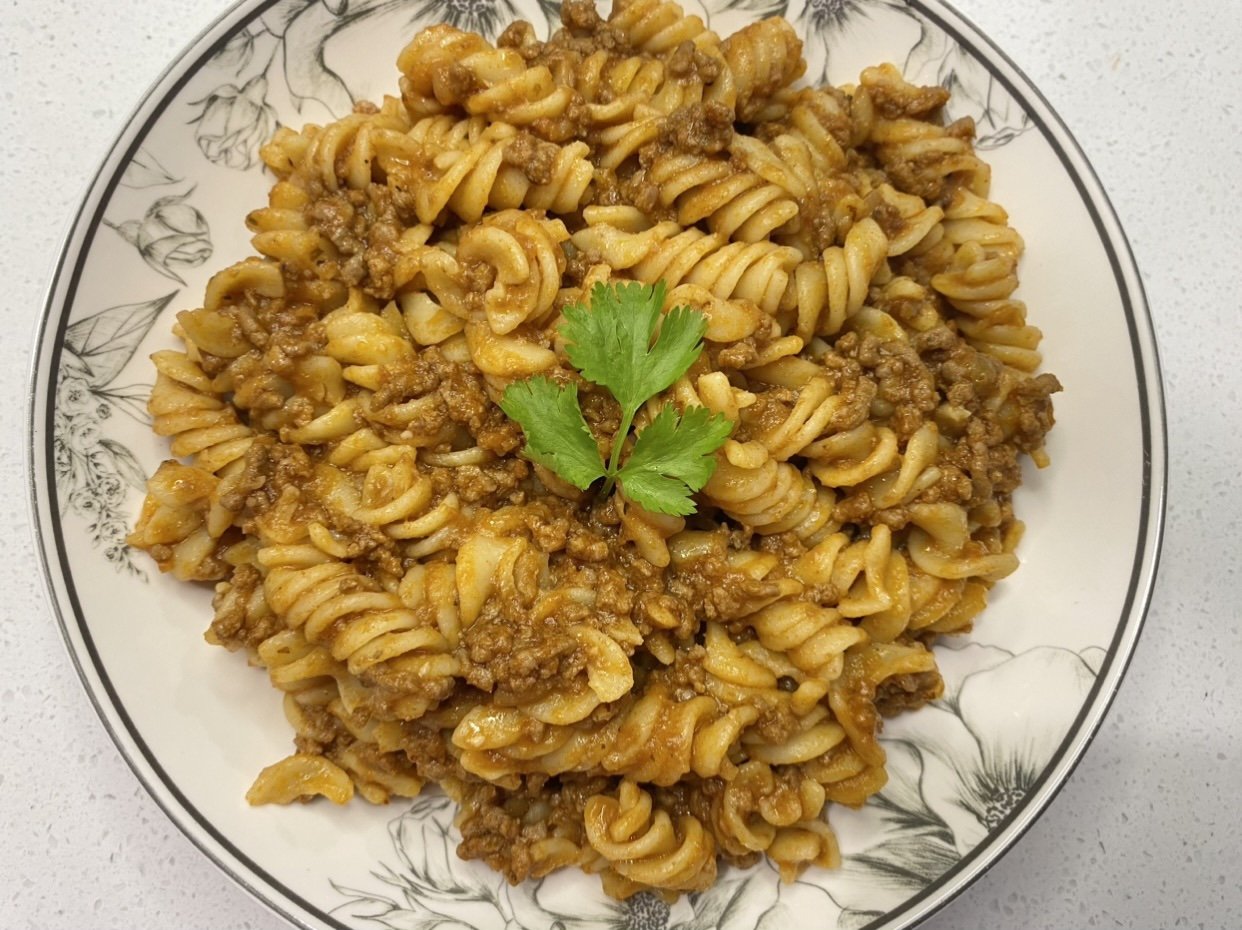 Sudanese Gheema or Macorona (Minced Beef &amp; Pasta)