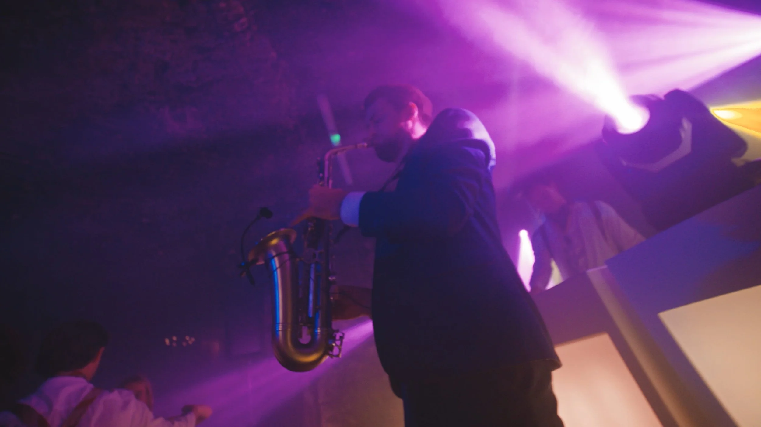 Timeline 1_01_01_15_19.jpg