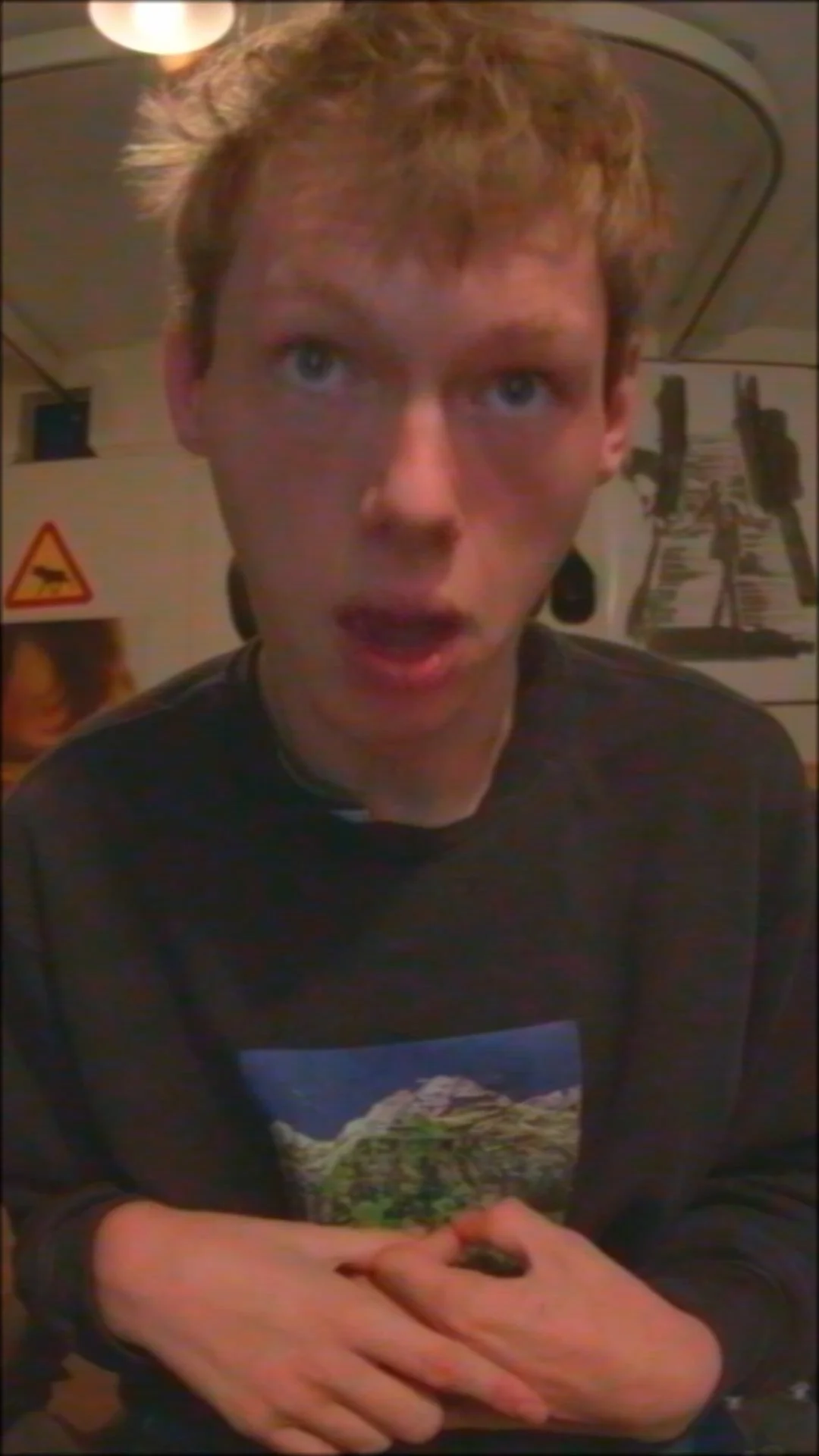 23_REWIND_V1.00_00_00_00.Still002.jpg