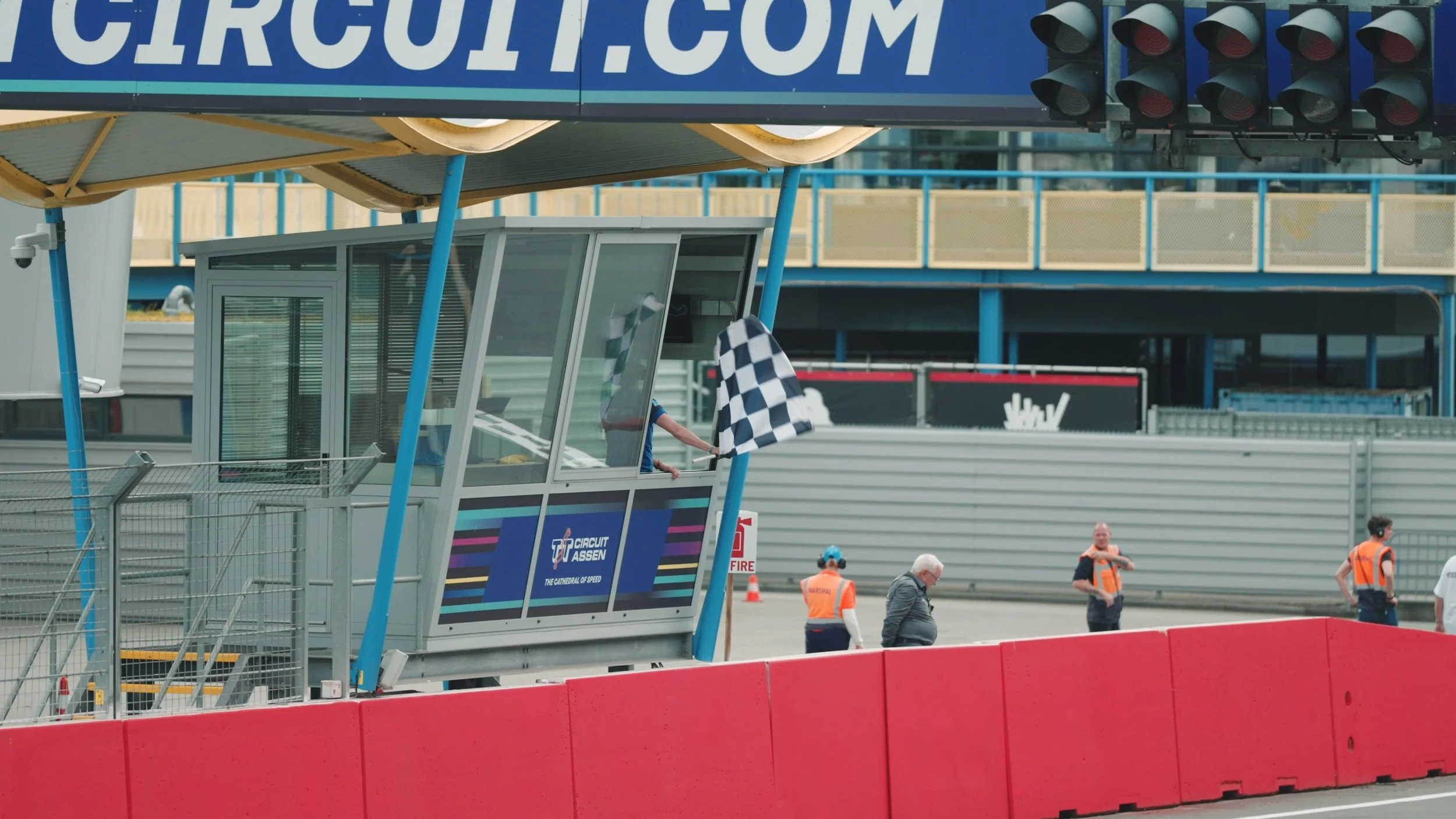 Timeline 1_01_04_56_09.jpg