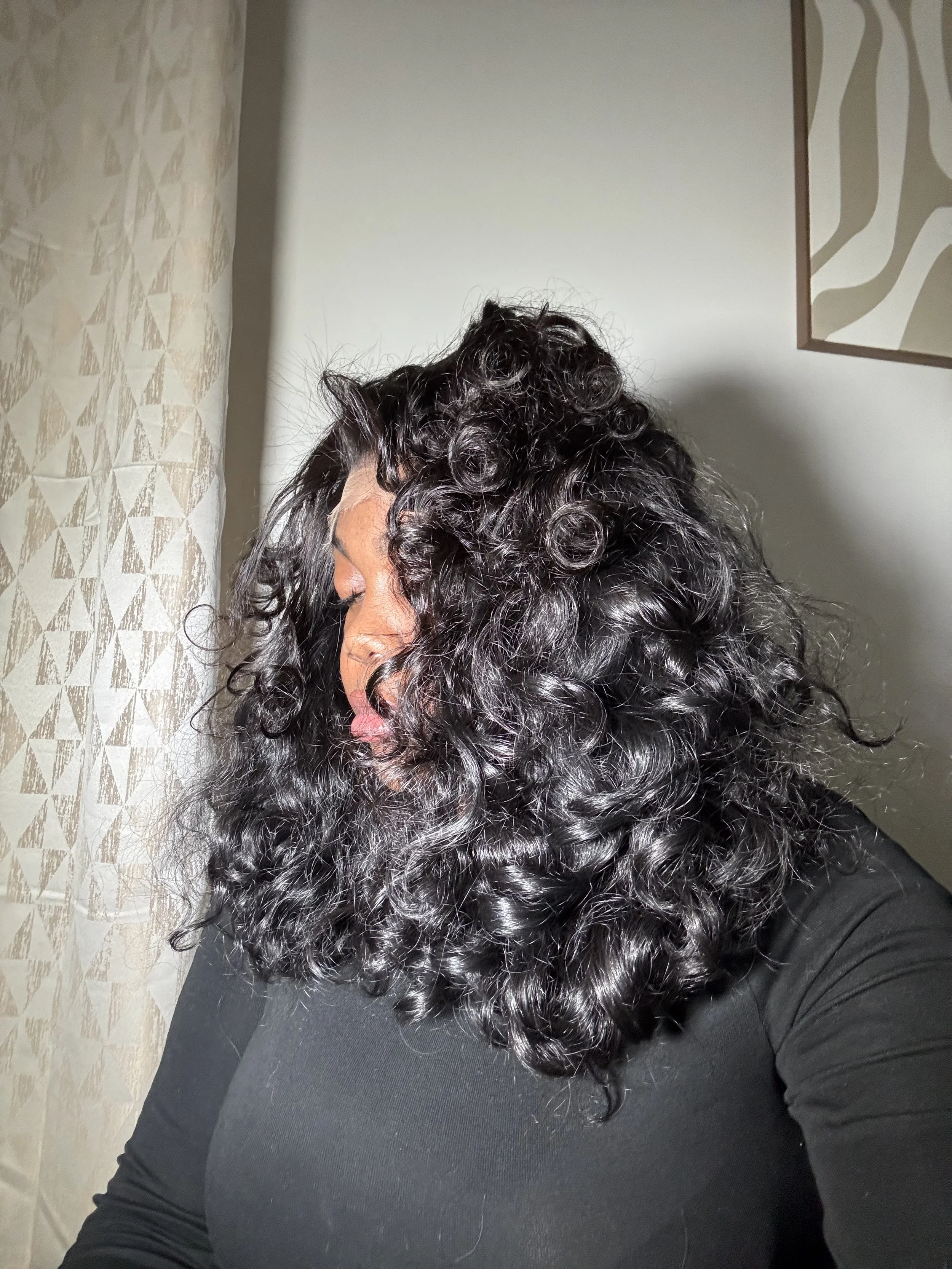 Résultat naturel avec un Raw Indian Hair Bouncy – AUSTA Hair.