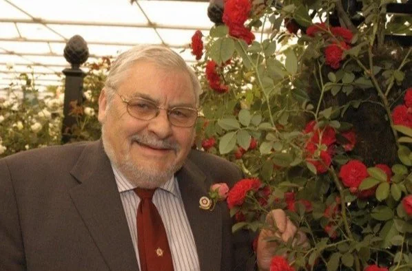 Simon White: Peter Beales, the Story of the Rose & the Chelsea Flower Show