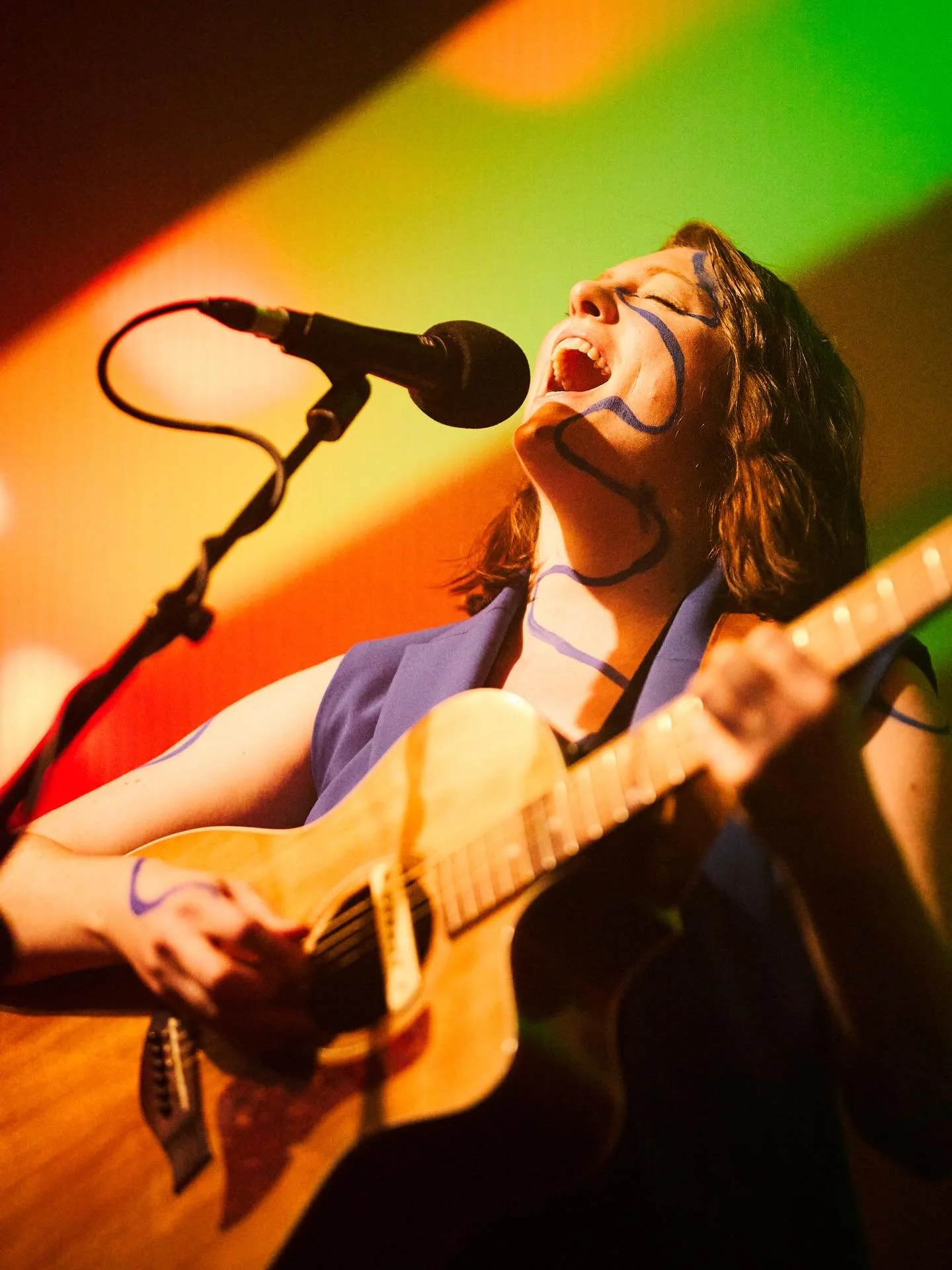 How&rsquo;s everyone doing? What a time! 🤯😓

Things that are keeping me positive: 
1. The sun started shining in Berlin (game changer!) 
2. Academic research polls clearly show that awareness of climate change and support for climate policies is gr