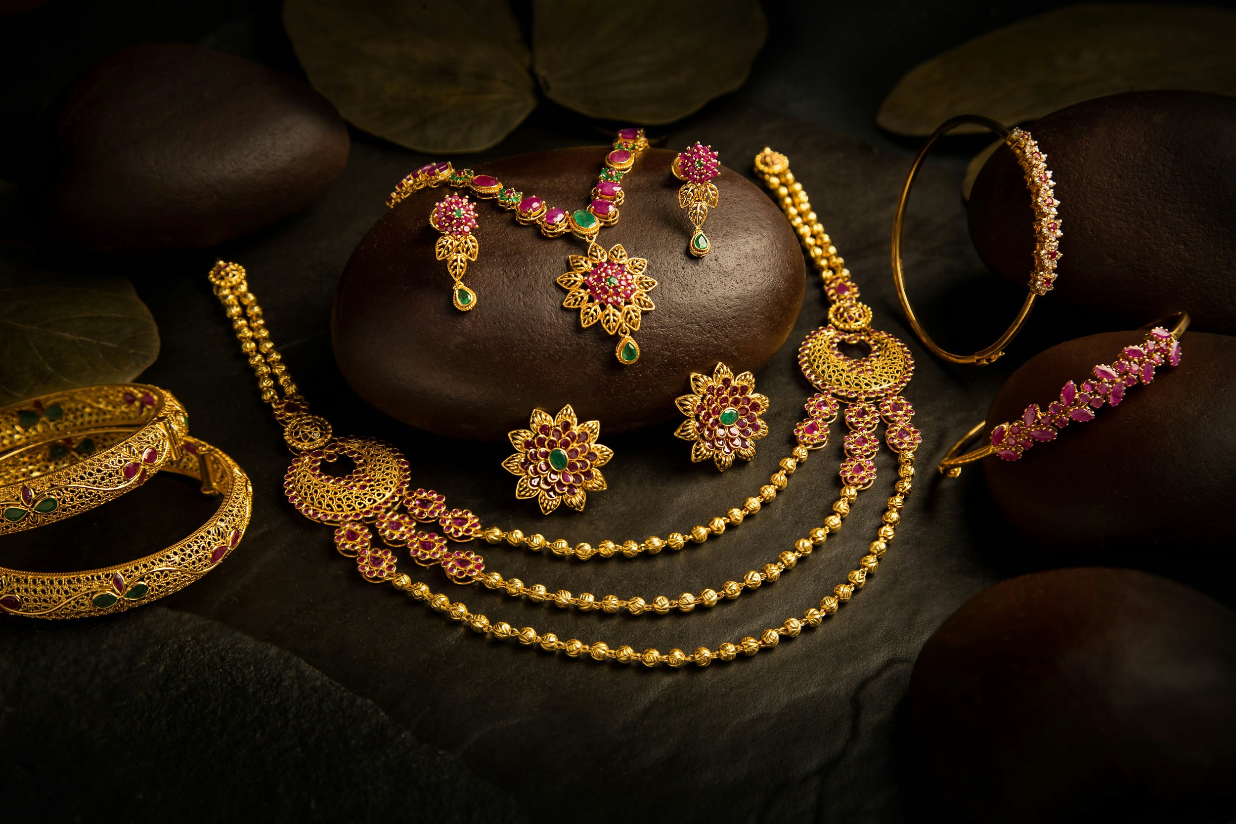 The Accessories That Outlive Trends — and Tell Stories for Generations