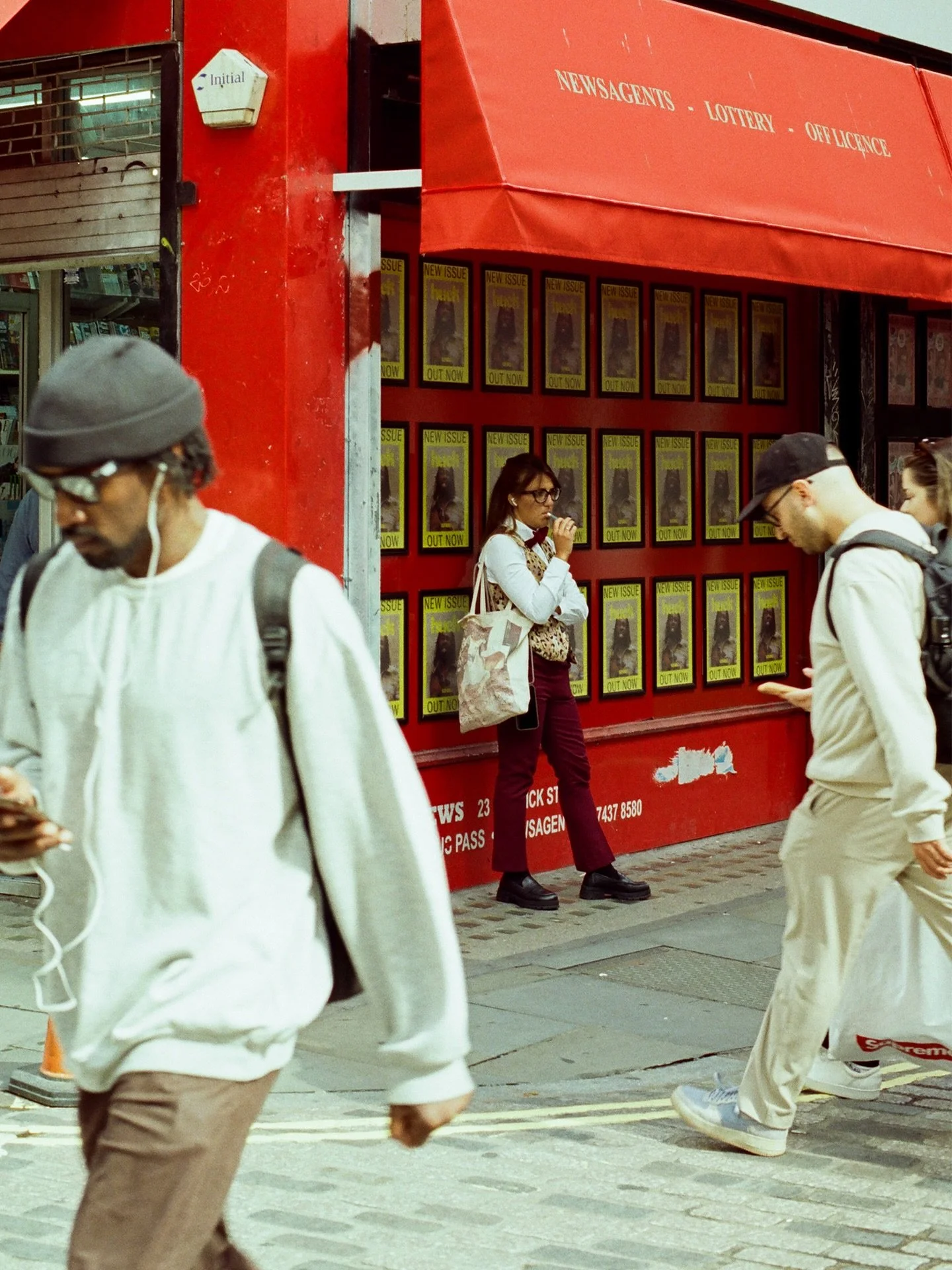 The action is the juice.

@35mmdealer.de Vison 3 250D 🎞️
Dev. &amp; scanned by @picturethisfilmlab