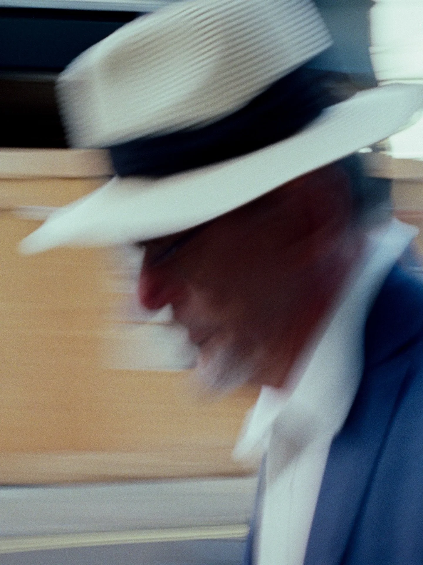 You know the story about the scorpion and the frog?

@cinestillfilm 800T &amp; @35mmdealer.de 500T 🎞️
Dev. &amp; scanned by @picturethisfilmlab 

I&rsquo;ve just released a video all about bringing a photo to life with movement&hellip; I took a coup