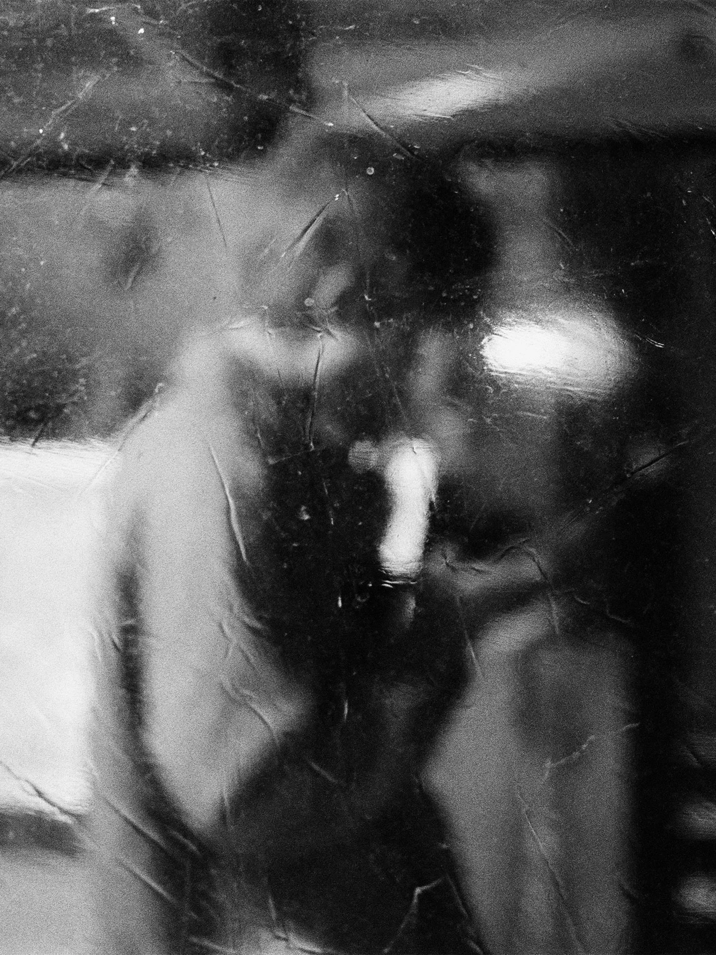 London, UK. Shot on Ilford HP5+ (+1 stop) 🎞️

London on 35mm film is beautiful, and black and white is timeless. The more I shoot it, the more I fall in love with it. There&rsquo;s something about stripping colour away that just lets the moment brea