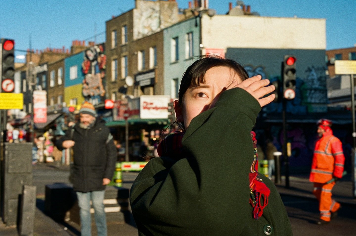 &ldquo;Beautiful things don&rsquo;t ask for attention.&rdquo;

London, UK. 2026.

Portra 400 &mdash; 1, 2, 3, 5, 6, 7
Portra 160 &mdash; 4, 8

Sun. In January. In London. It doesn&rsquo;t happen often, but when it does, it&rsquo;s beautiful.

Which o