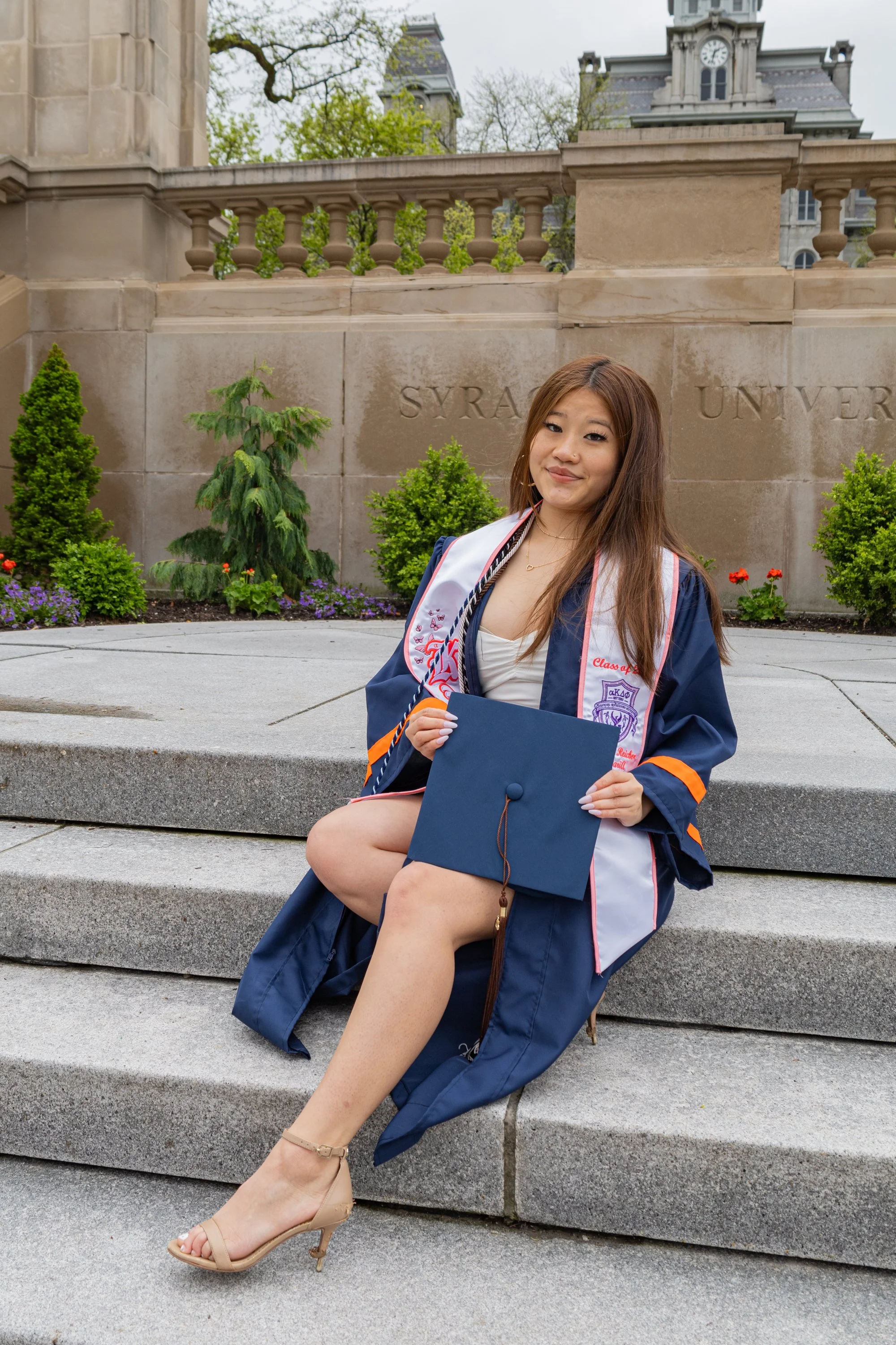 KailynCaptures_Lilly_GradPics202505.jpg