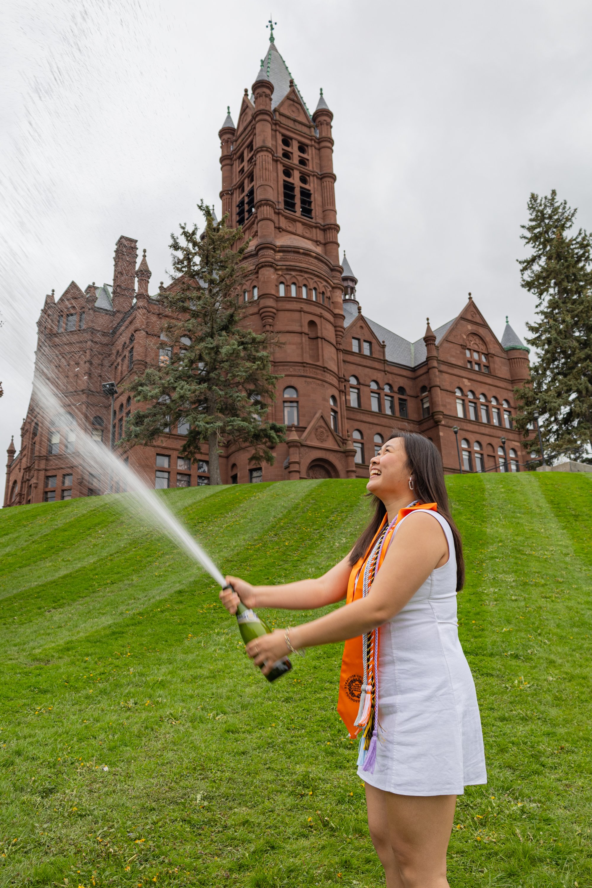KailynCaptures_Sydney_GradPics202535.jpg