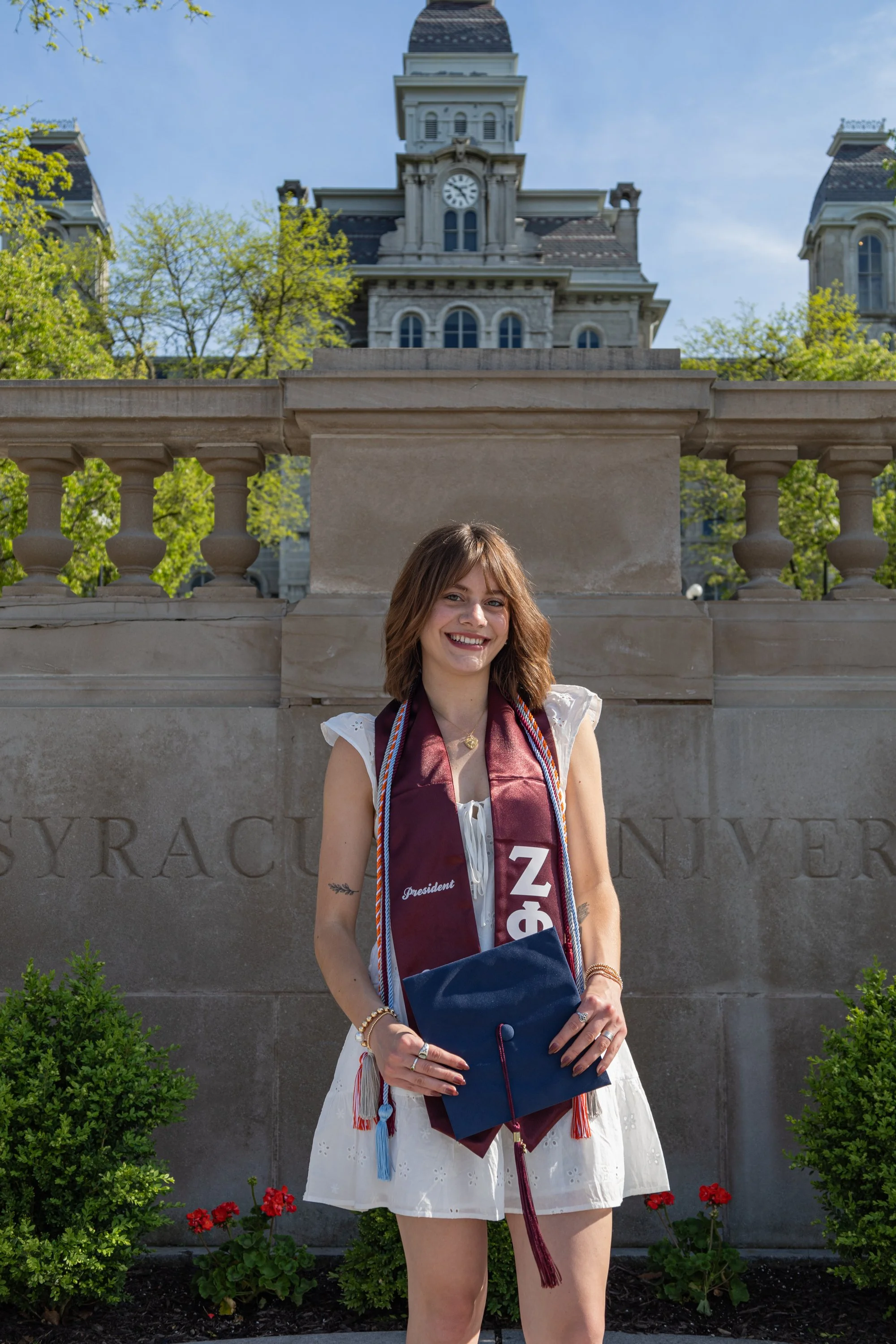 KailynCaptures_Madeleine_GradPics202503.jpg