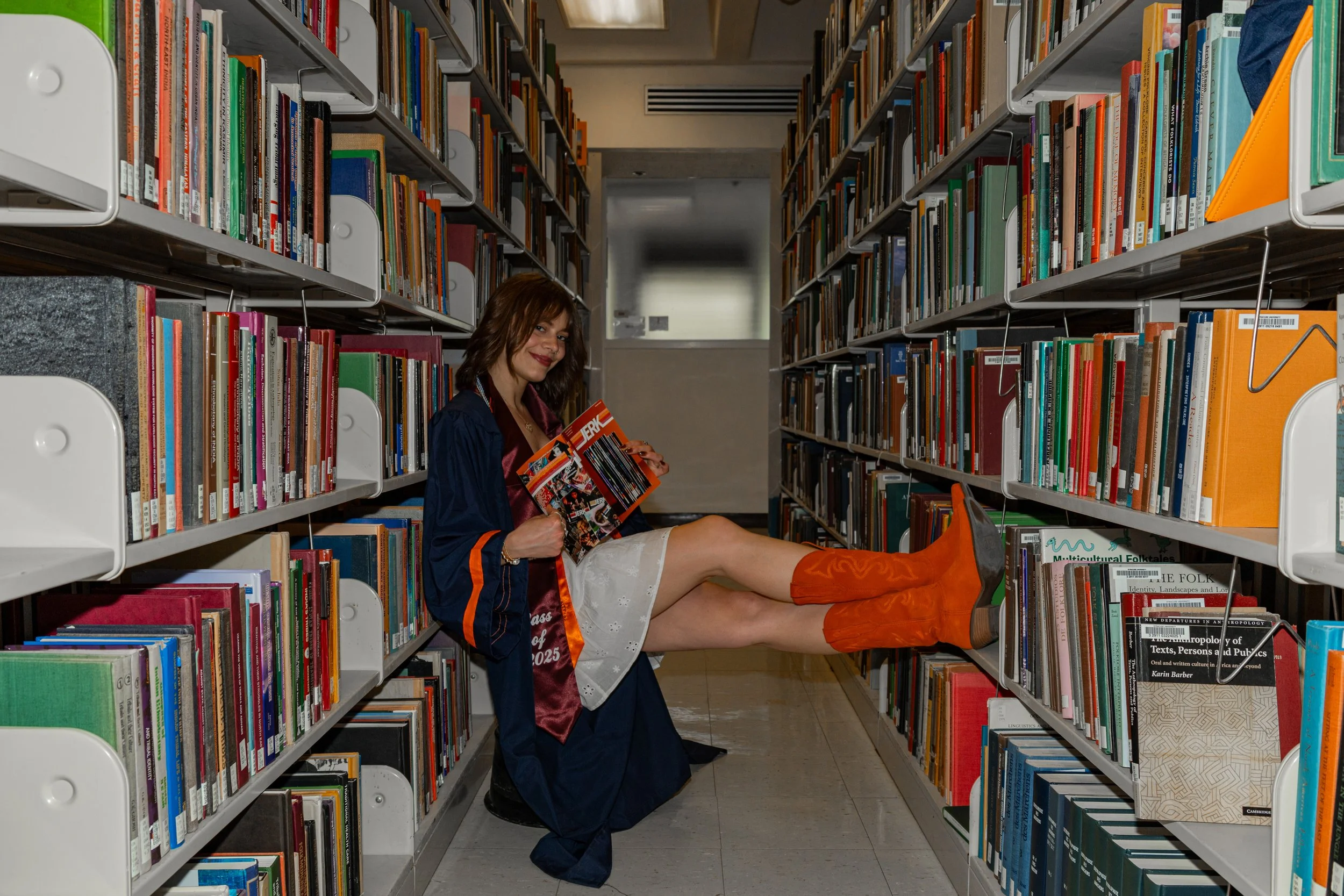 KailynCaptures_Madeleine_GradPics202520.jpg