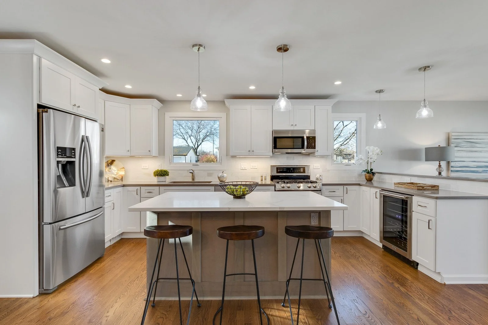 15_015_440EAdamsSt_Elmhurst_IL_mls - Copy.jpg