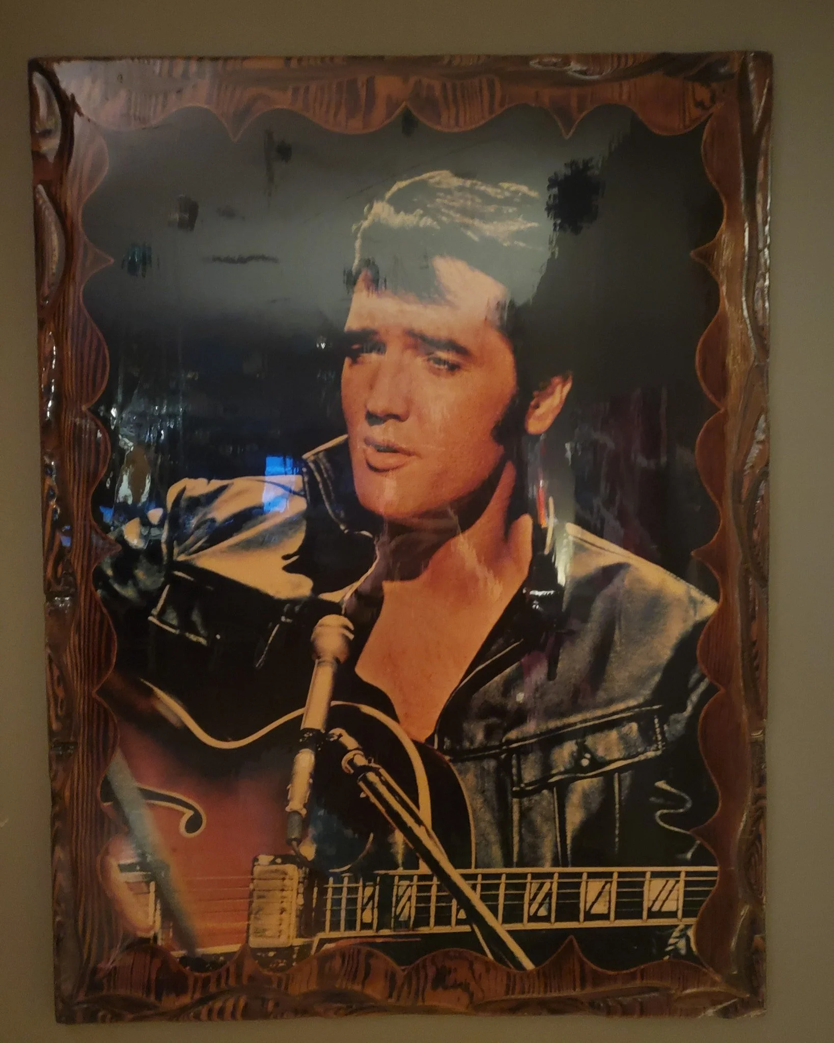 HAPPY HEAVENLY BIRTHDAY TO THE KING

Elvis would have turned 91 today.

It is difficult to imagine a 91-year-old Elvis. 

Elvis is a huge part of my life, since before I was born. Three days before to be precise. 

His last concert was here in Indian