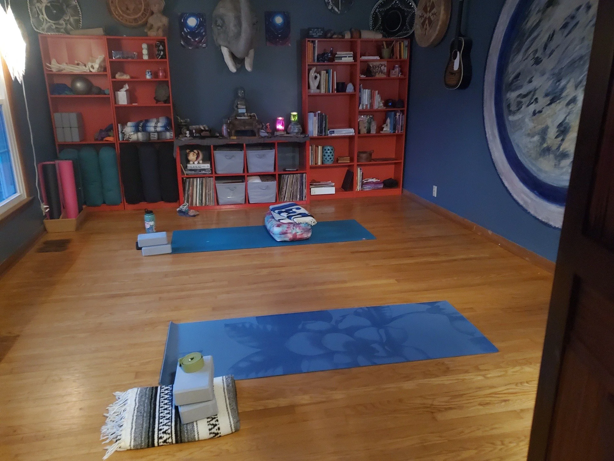 Yoga Practice

Want a more individualized experience?

A yoga program custom-made for your unique structure and lifestyle?

Choose you. Choose a program designed specifically with you in mind.

Got trouble areas, let's talk about them and make minor 