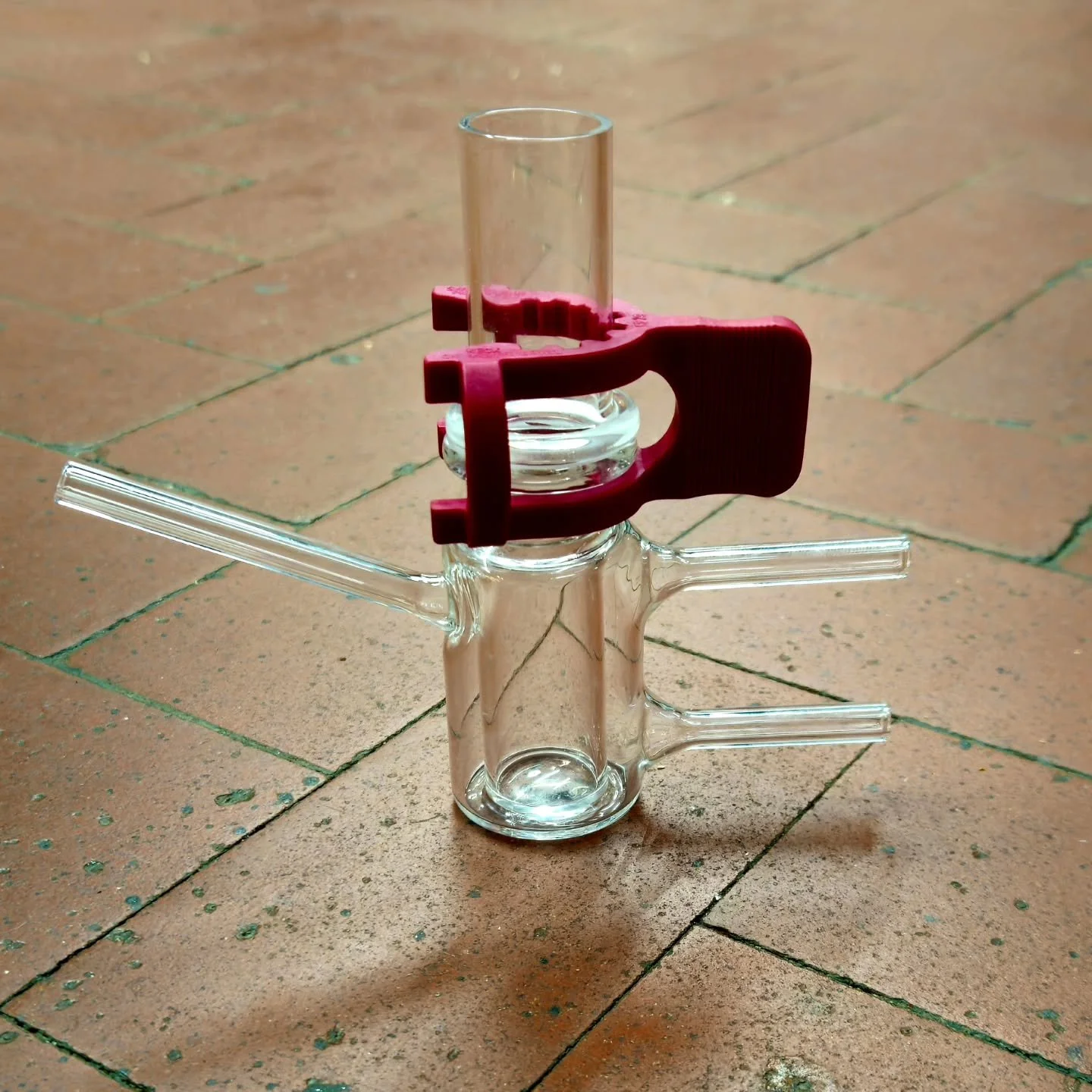 Specialist Franz permeable membrane diffusion cell.

#glassblowing #scientificglass #scientificglassblowing #science #research #pharma