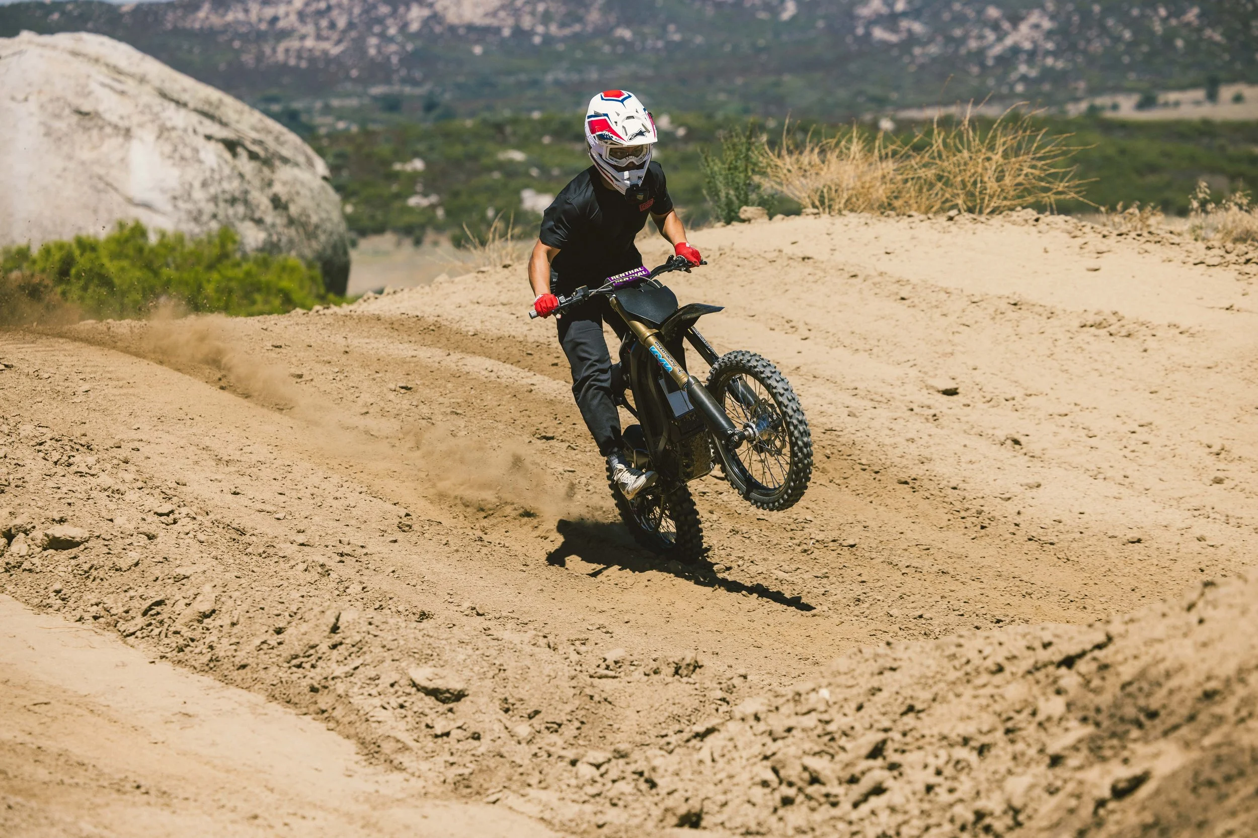 R3Di_CAHUILLA_8-11-23_MMP_289.JPG