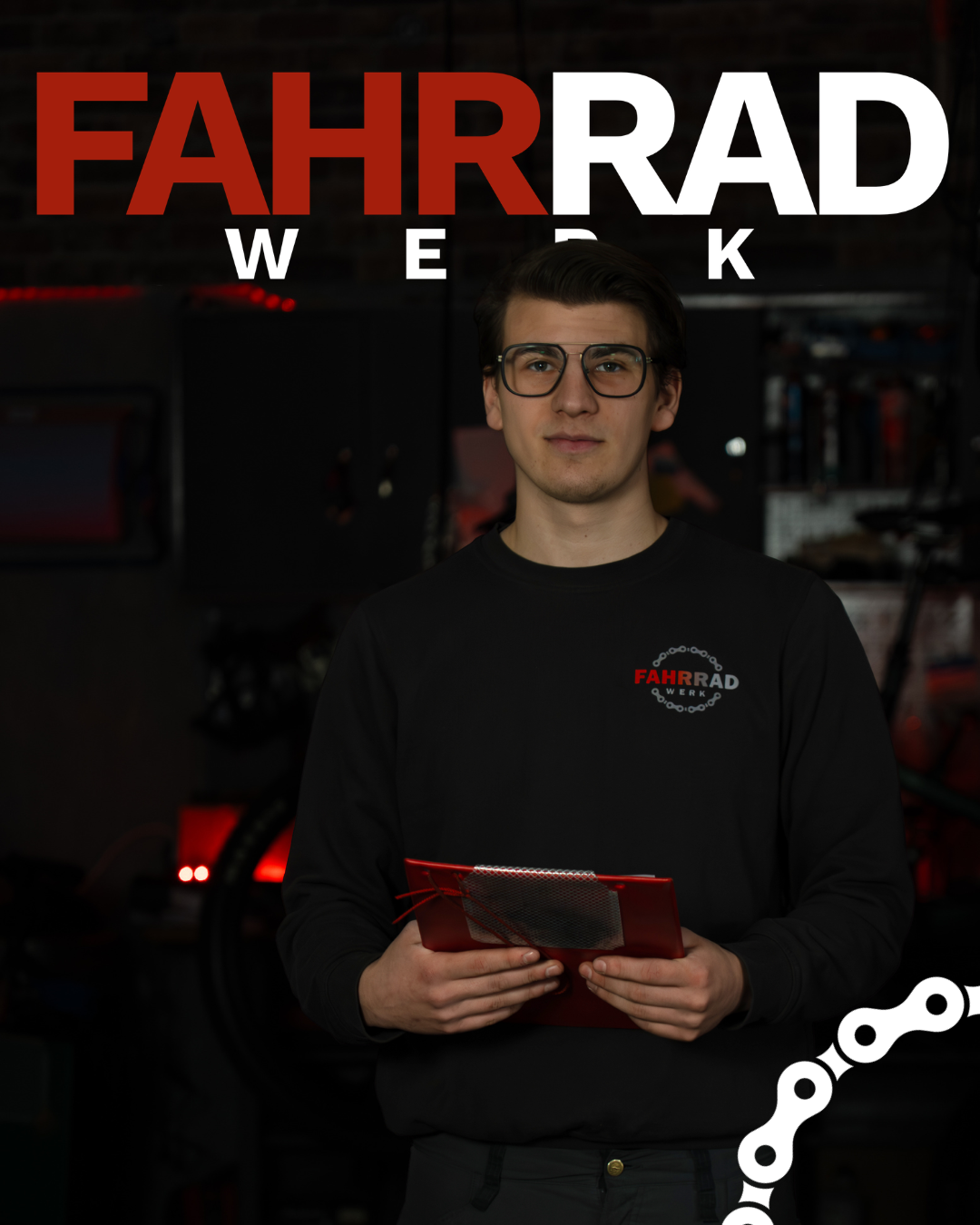 Platzhalter für Teamportraits mit Silhouette und coming soon Schriftzug