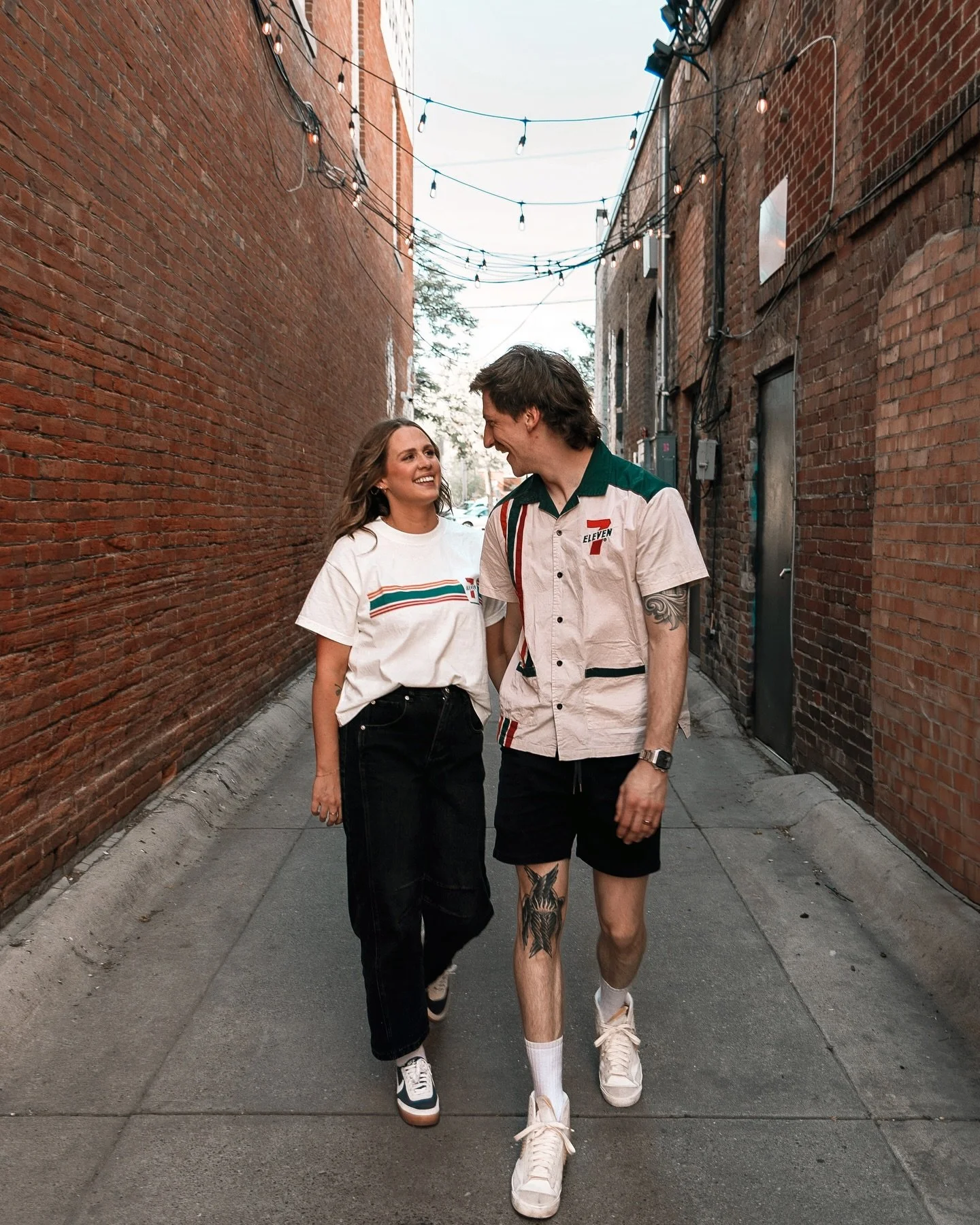 When a message starts with “I have a weird photoshoot idea,” I probably don’t need to hear any more information, I’m already in.
Katie and Nick celebrated their 10 year anniversary on 7/11 and you can guess the rest ✨
#711 #