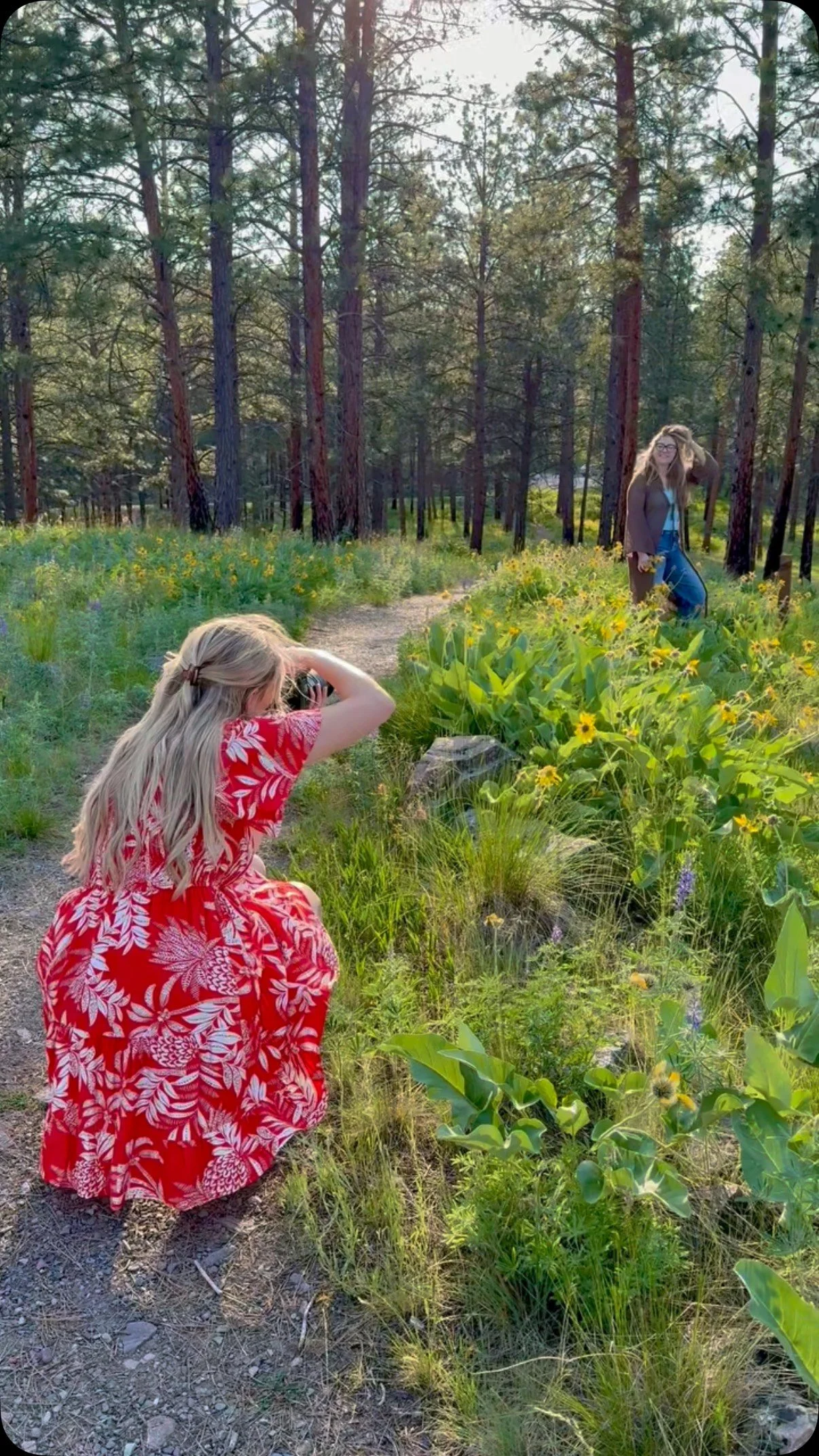 How am I blessed enough to get to photograph amazing people in the most beautiful scenery with some of the best golden hours of all time?
This summer has been rough being so constantly cloudy for this golden hour girly ✨ but I’m glad we’