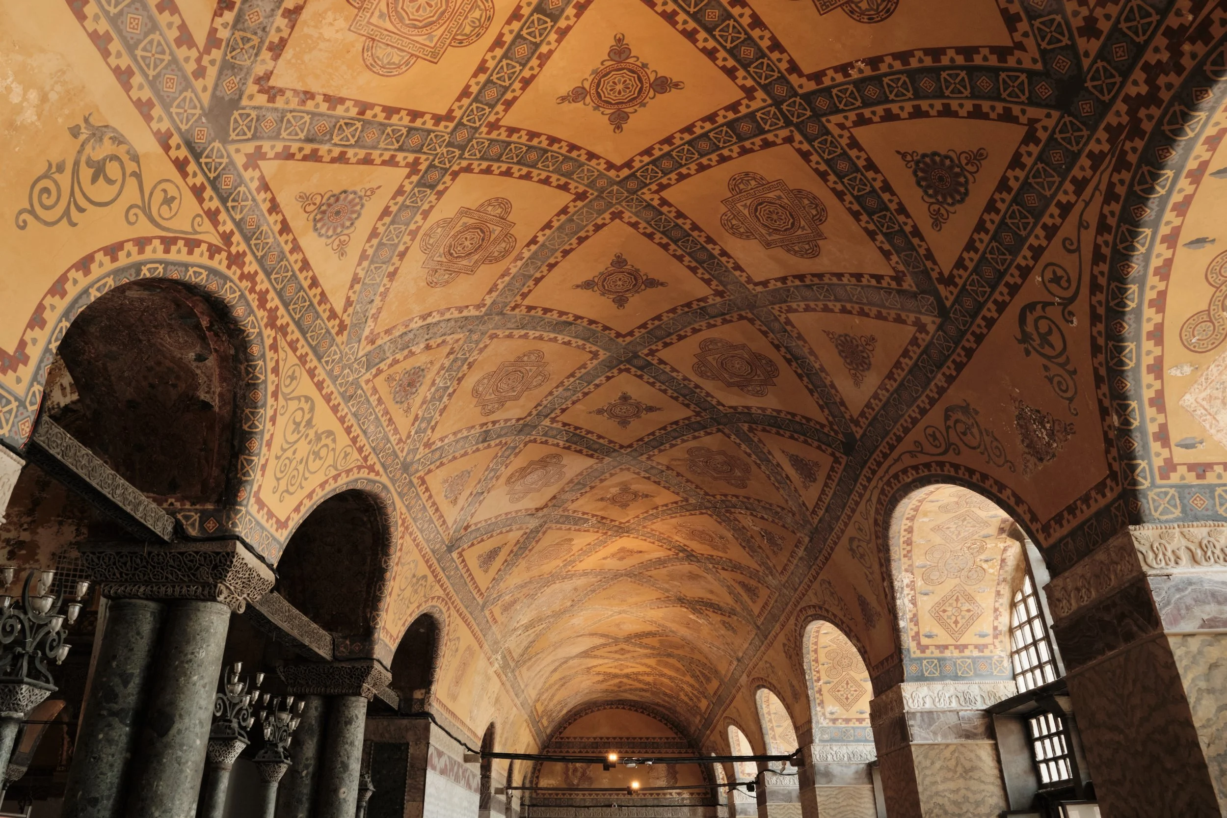 The beauty of Hagia Sophia lies not only in its monumental scale, but also in the details overhead. Ornate patterns, painted vaults, and carved stonework transform every arch into a work of art that rewards those who take the time to look up.