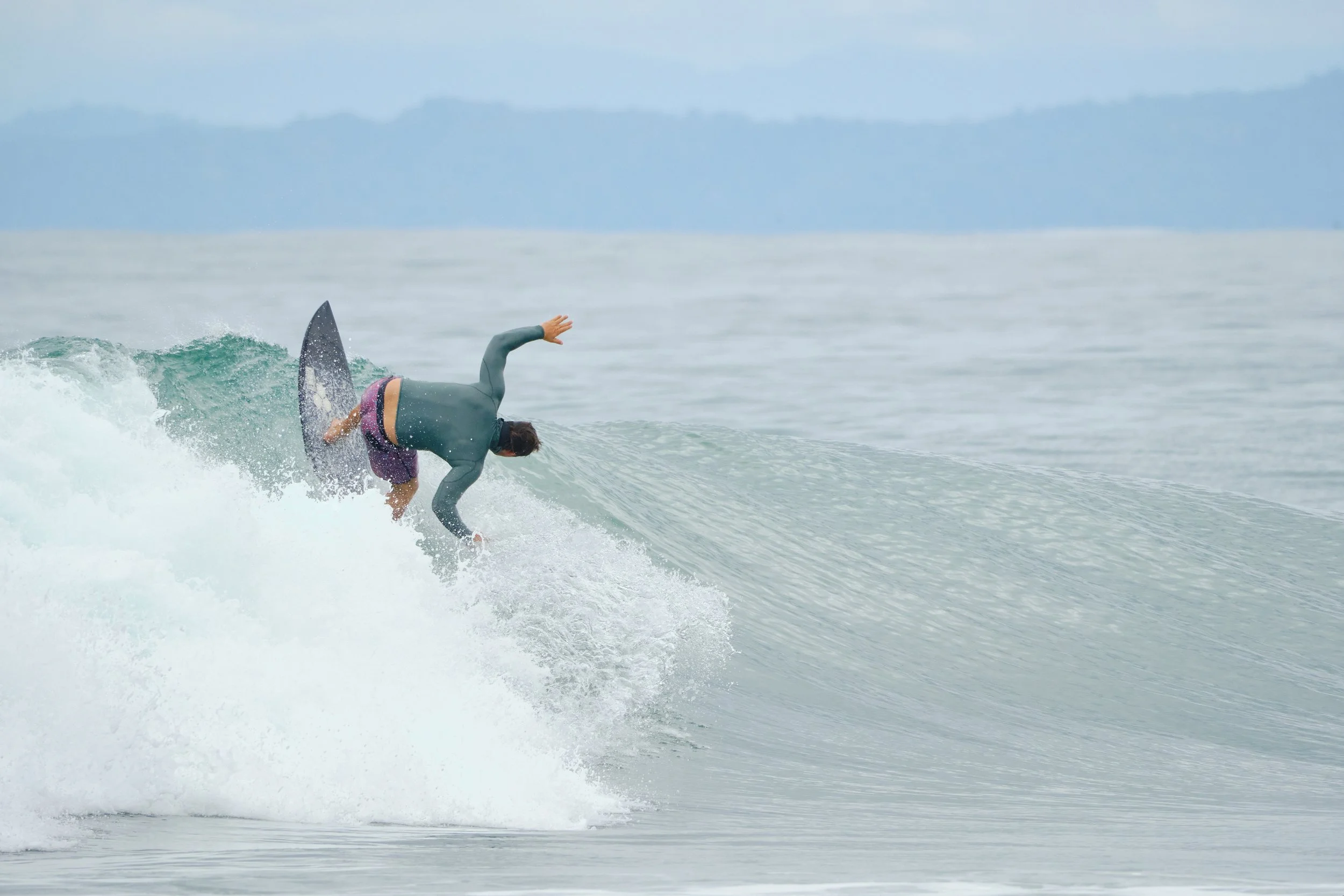 surfing-costa-rica-ezequiel-fort-744.jpg