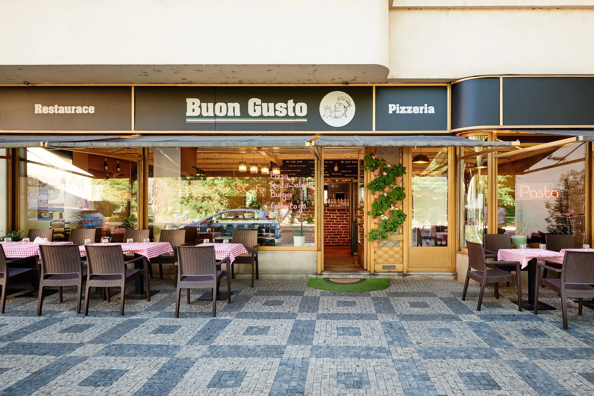 Buon Gusto, Prague Czech Republic
