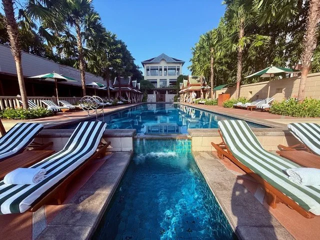 Peninsula_Bangkok_spa_view_from_pool_2.jpg