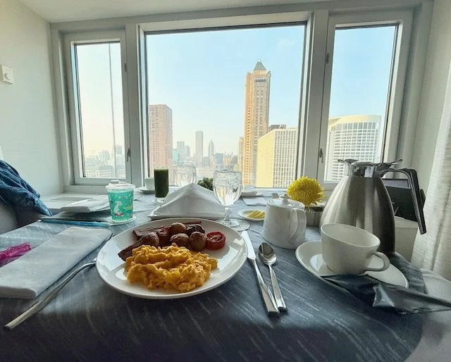 FS_Chicago_roomservice_breakfast_view.jpg