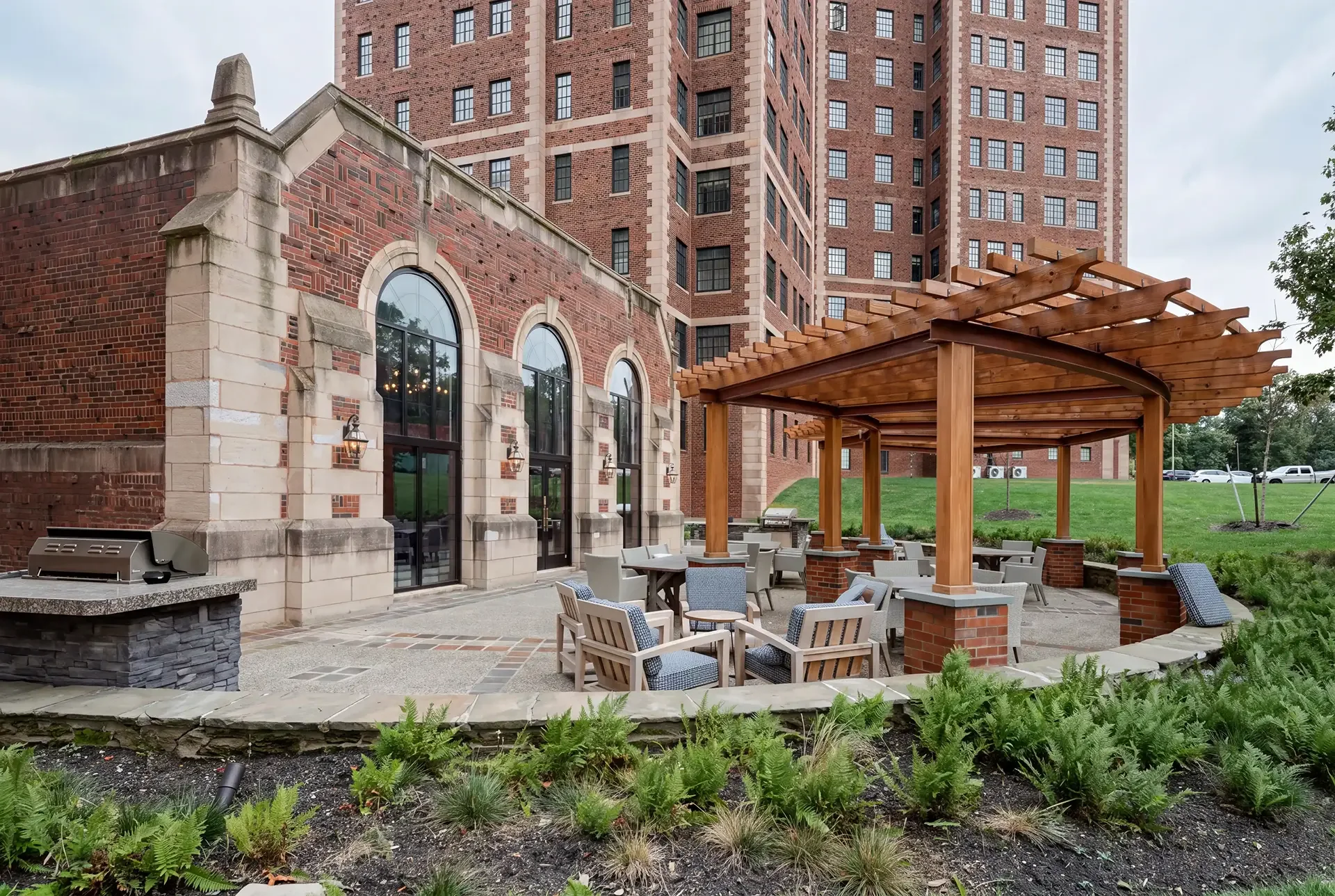 alden_courtyard 1.webp