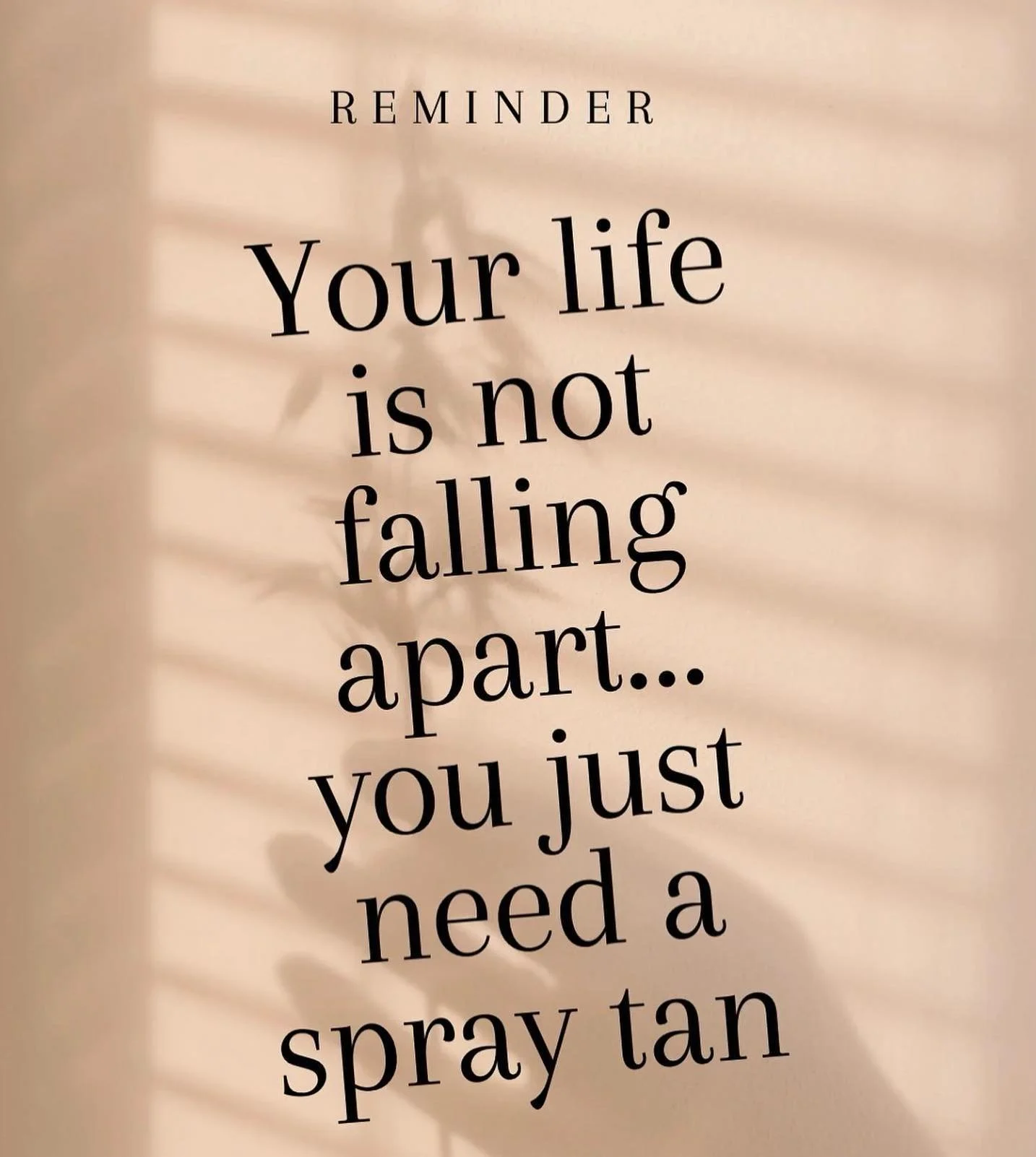 Excited to officially launch &lsquo;On The Glow&rsquo; in Banff! 🌟 Escape this cold weather and embrace the glow with a spray tan. Now taking bookings to help boost those winter blues.
#banffspraytans #canmorespraytans #sunna