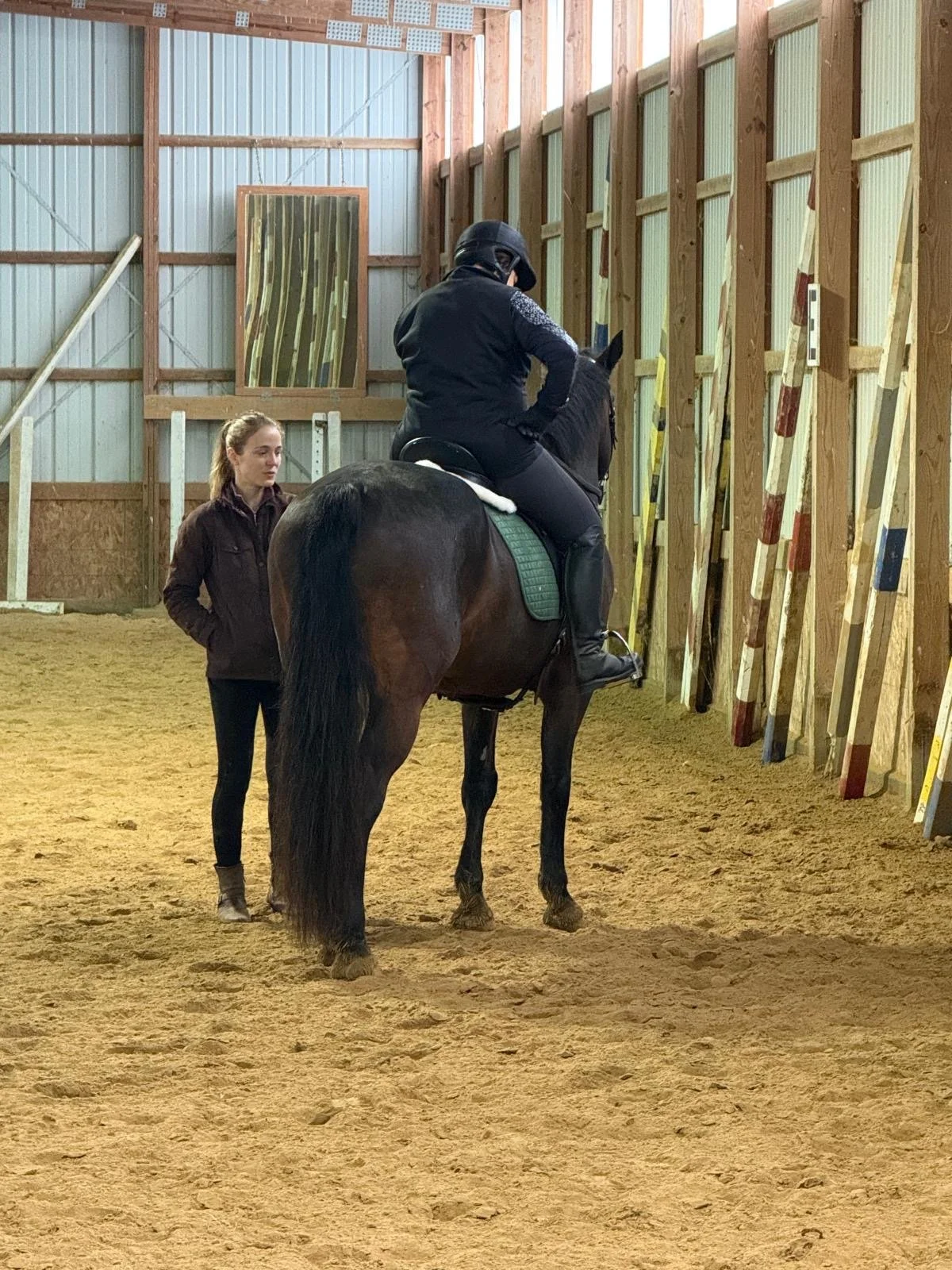 Static vs. dynamic saddle fitting: why motion matters