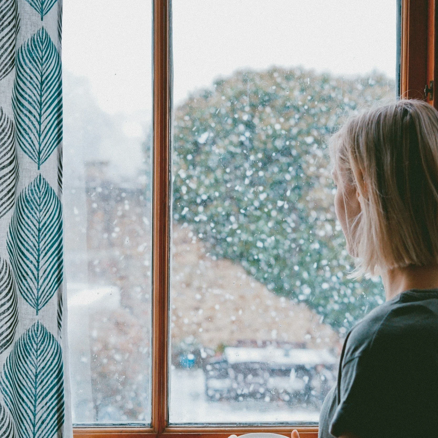 The Emotional Letdown After the Holidays: Why January Feels Hard (and How to Be Kind to Yourself)