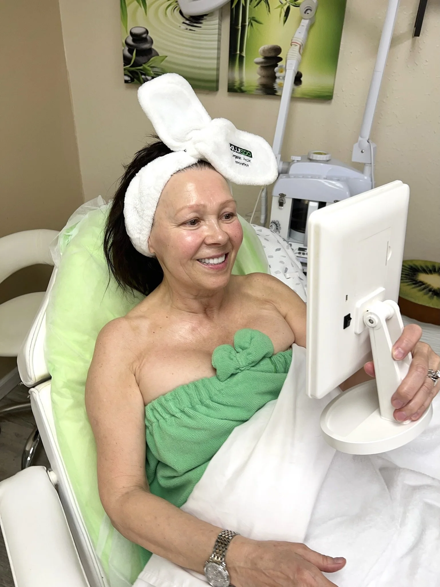 Glow result gallery at Kiwi Spa San Diego