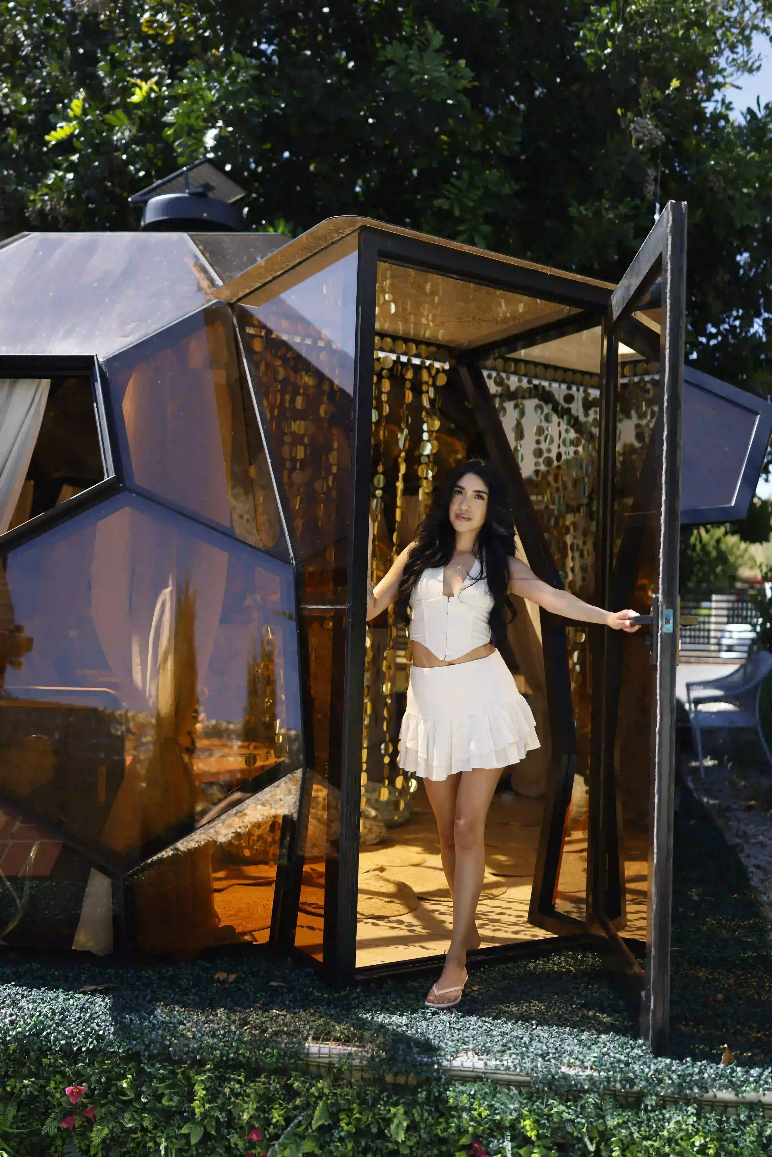 glass_dome_casa_de_bloom.webp