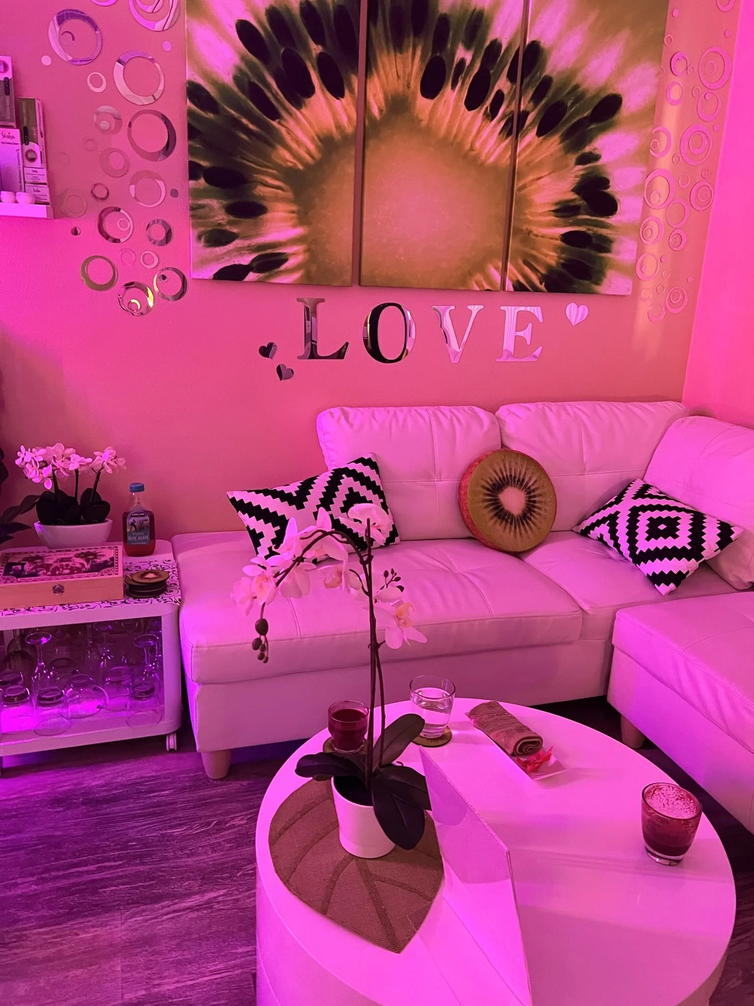 Facial Spa in San Diego: How to Choose the Right Place for Your Skin