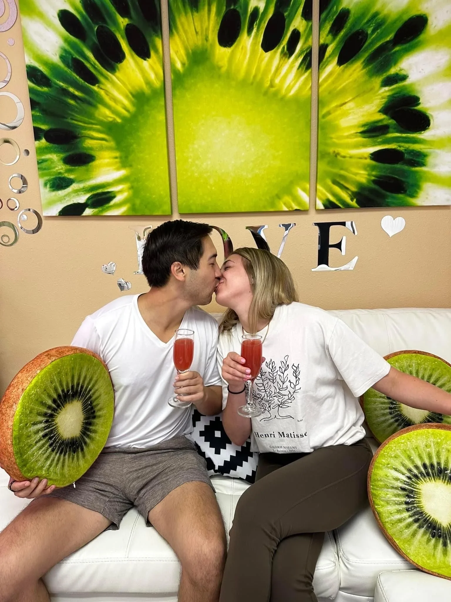 Looking for a Couples Facial in San Diego? Discover a Relaxing Date Experience at Kiwi Spa