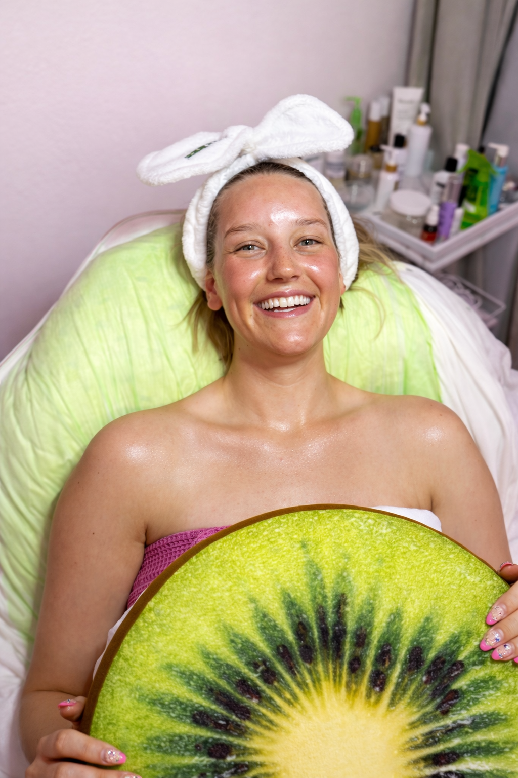 Clear Skin Acne Stop Facial treatment at Kiwi Spa in San Diego.