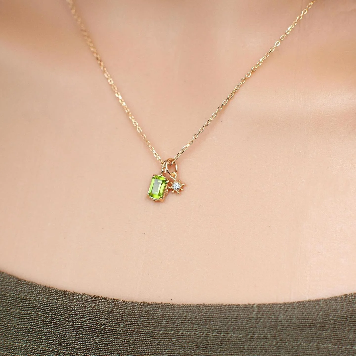 💚💚💚
#peridot #necklace #birthstones