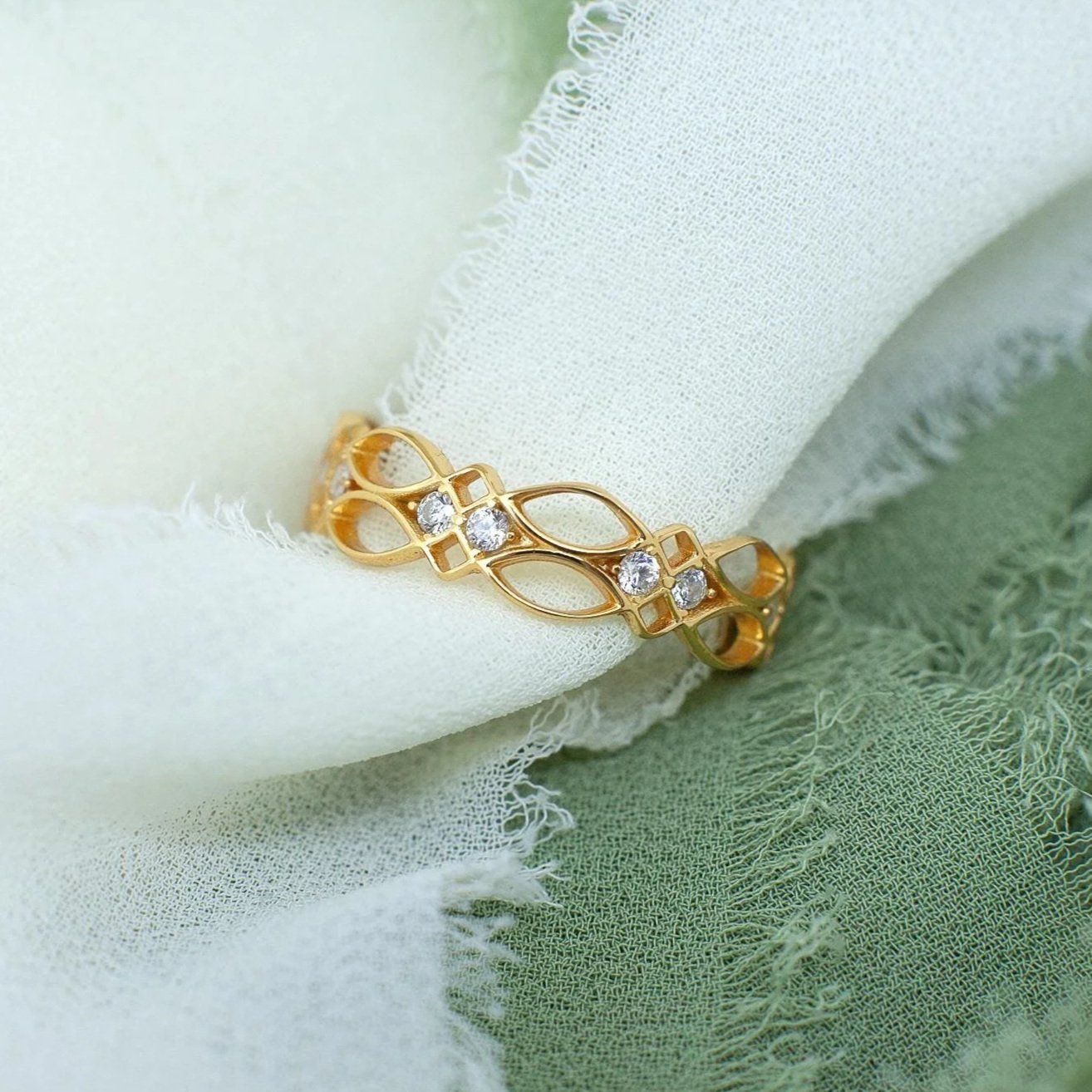 jewelry+gifts+for+her.jpg