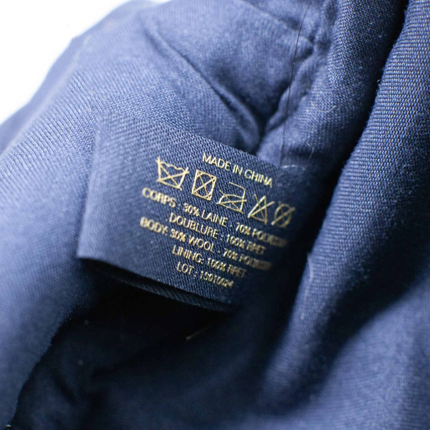 Chanel blue cosmetics bag 2.jpg