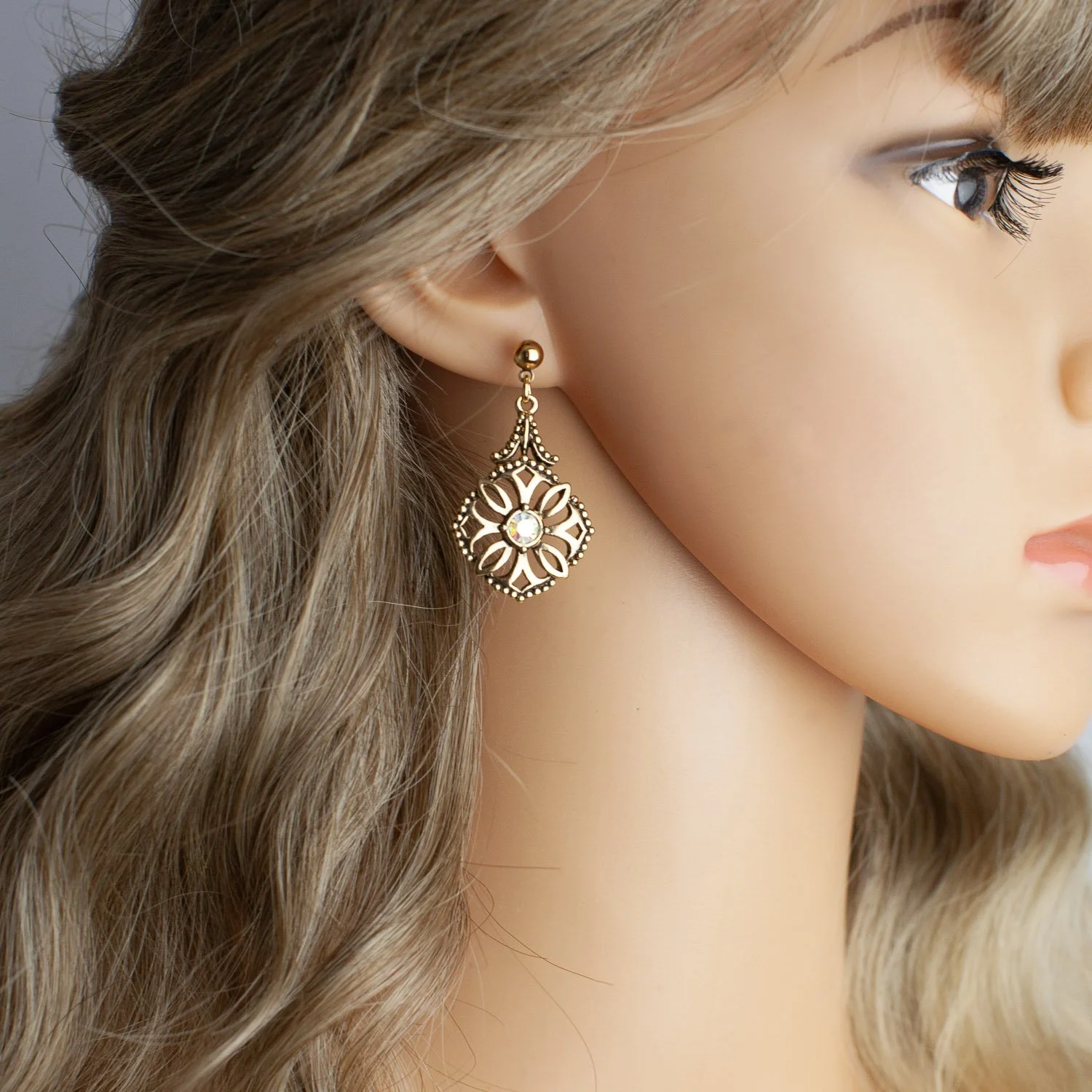 Vintage Avon Gold Tone Filigree Aurora Borealis Crystal Earrings